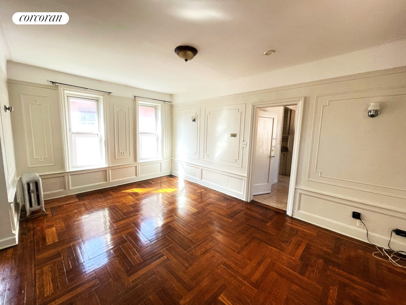 850 Troy Avenue 2, East Flatbush, Brooklyn, New York - 4 Bedrooms  
1 Bathrooms  
8 Rooms - 