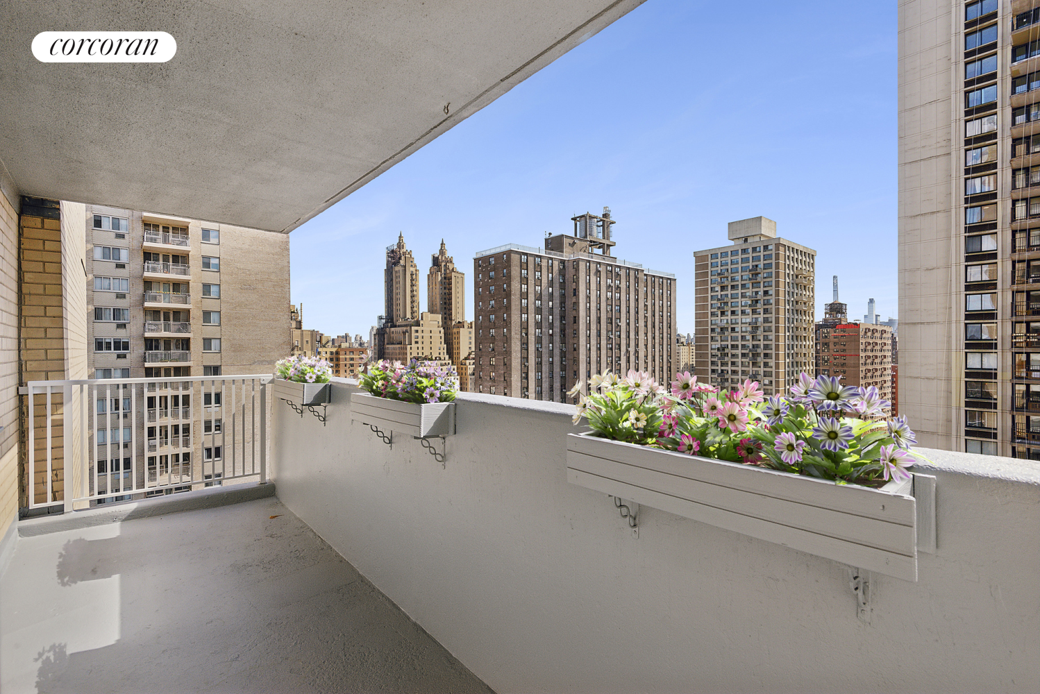 100 West 93rd Street 16J, Upper West Side, Upper West Side, NYC - 2 Bedrooms  
1 Bathrooms  
5 Rooms - 