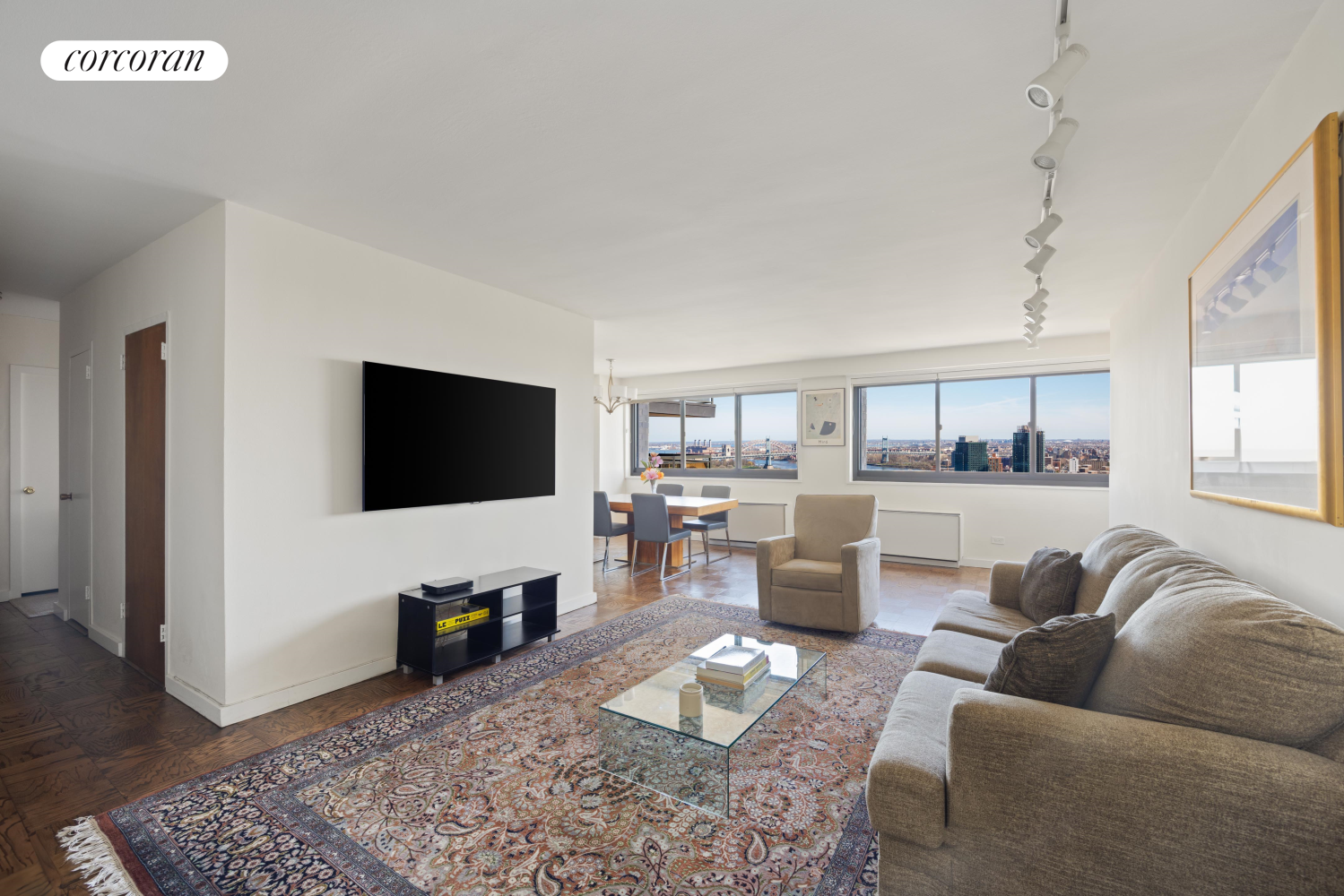 Photo 1 of 1725 York Avenue 33E, Upper East Side, NYC, $1,400,000, Web #: 1065138942