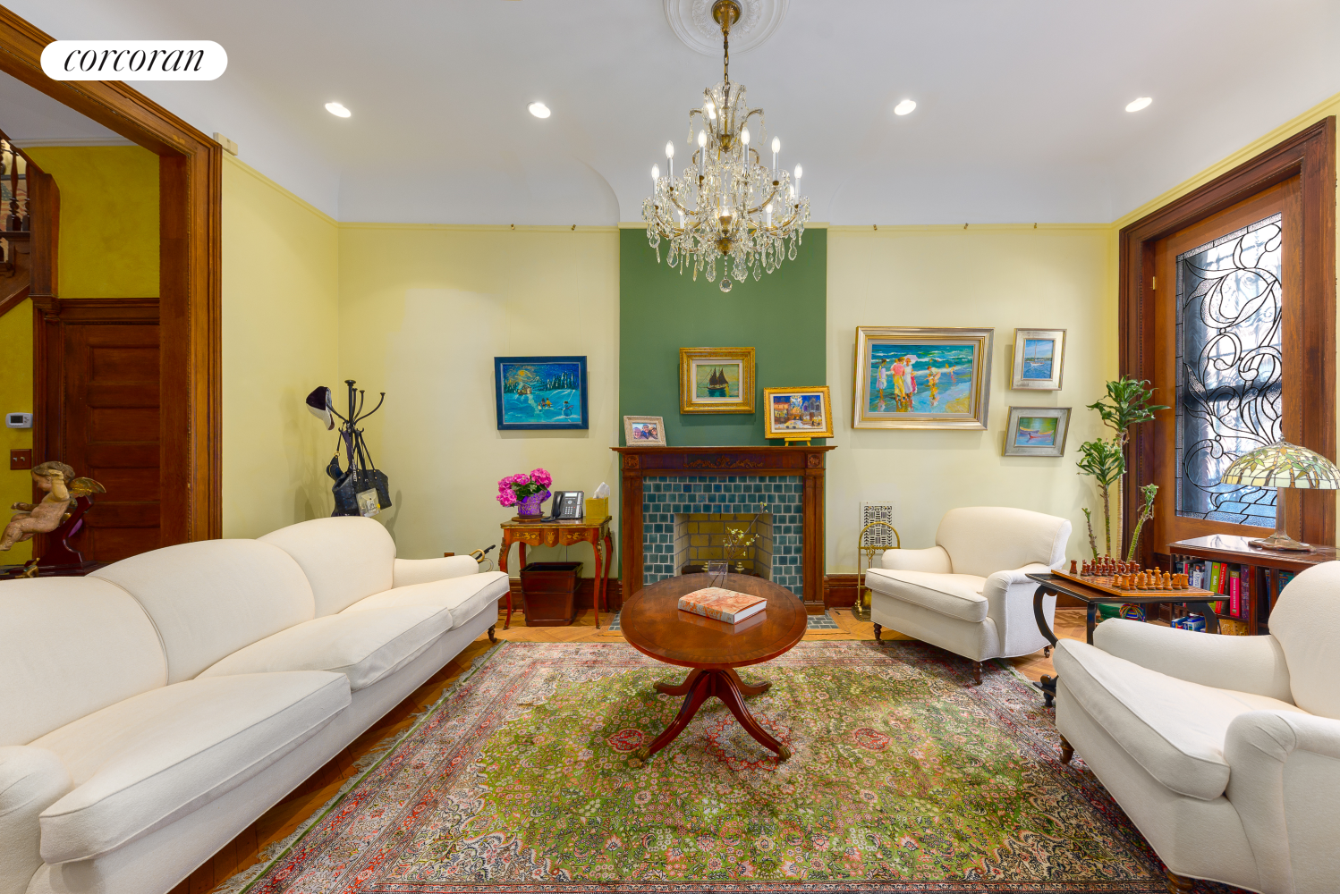 326 West 85th Street, Upper West Side, Upper West Side, NYC - 5 Bedrooms  
4.5 Bathrooms  
16 Rooms - 