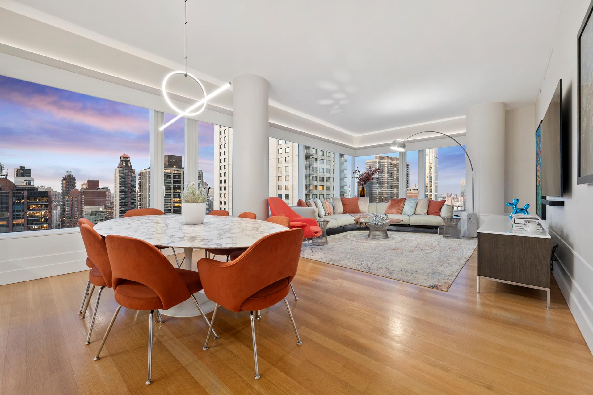 252 East 57th Street 37B, Sutton, Midtown East, NYC - 3 Bedrooms  
3 Bathrooms  
5 Rooms - 