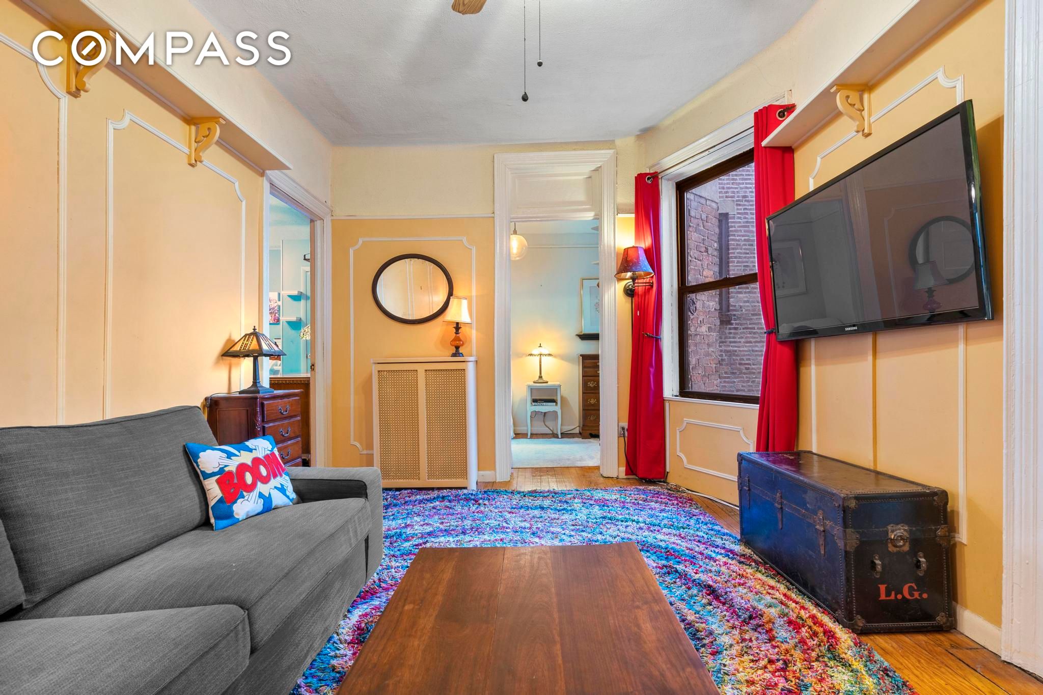 411 West 44th Street 28, Hell S Kitchen, Midtown West, NYC - 2 Bedrooms  
1 Bathrooms  
3 Rooms - 