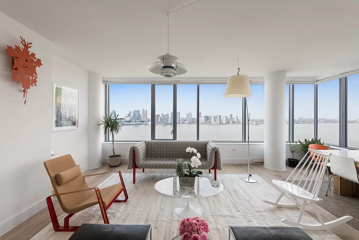 2 River Terrace 19Ef, Battery Park City, Downtown, NYC - 4 Bedrooms  
3.5 Bathrooms  
6 Rooms - 
