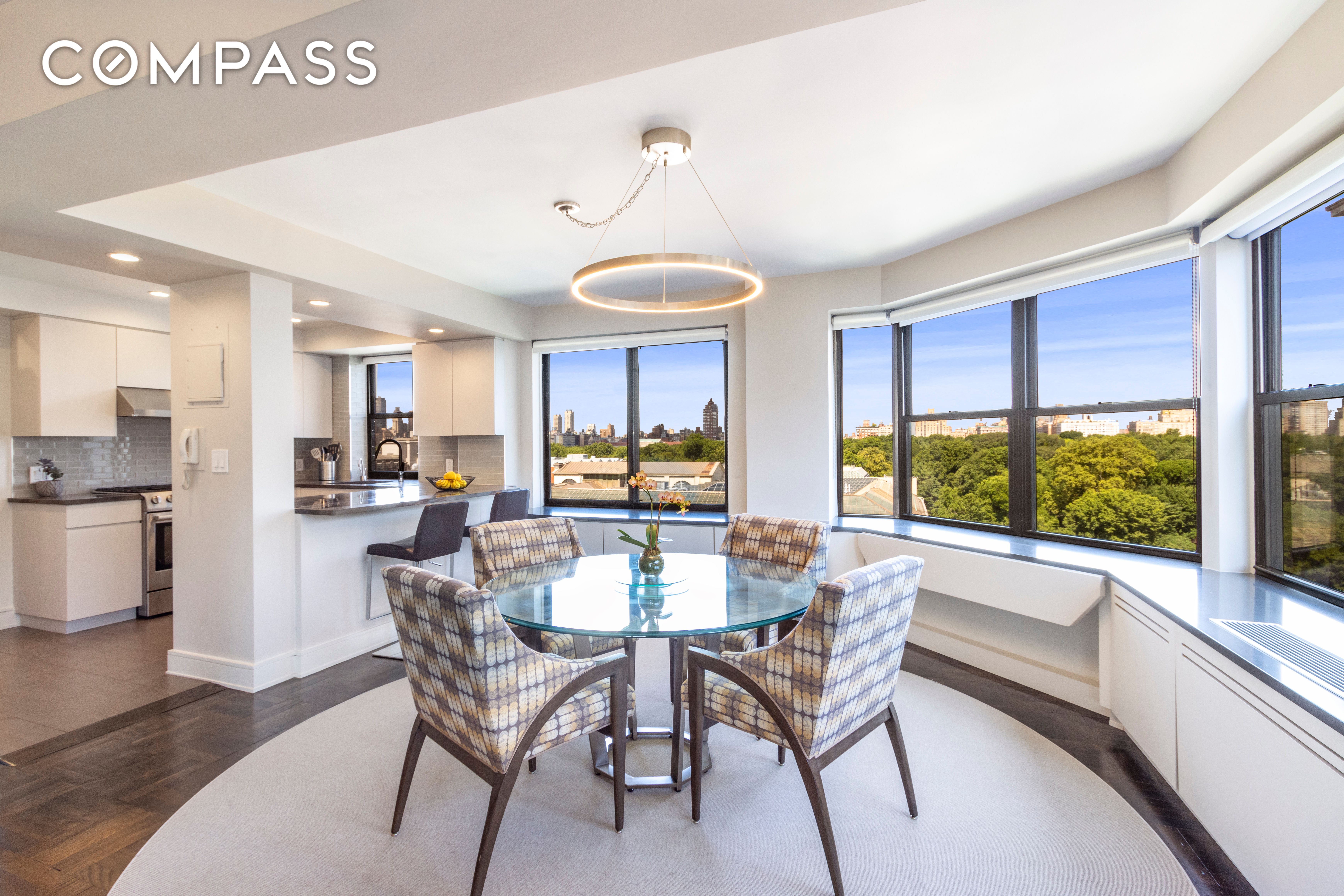 1025 5th Avenue 12Bn, Upper East Side, Upper East Side, NYC - 2 Bedrooms  
2 Bathrooms  
5 Rooms - 