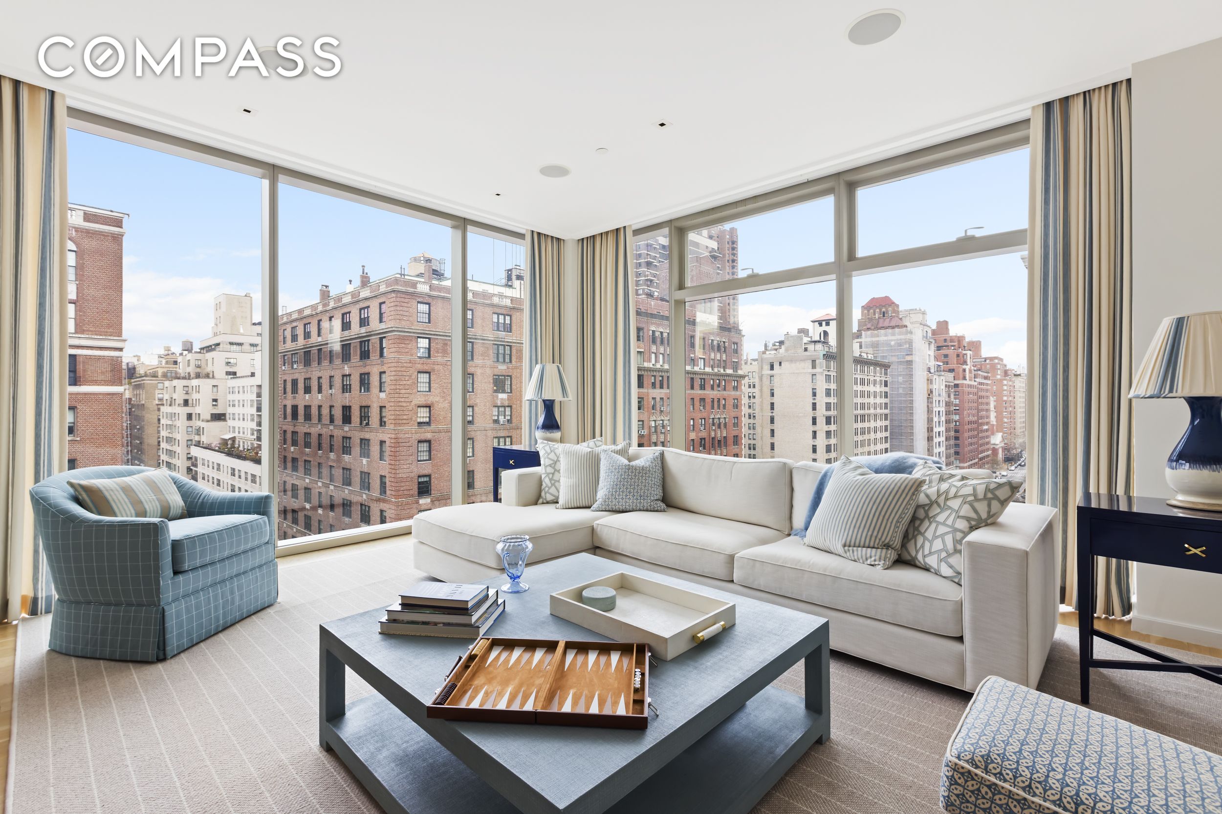 1055 Park Avenue Ph, Upper East Side, Upper East Side, NYC - 2 Bedrooms  
2.5 Bathrooms  
5 Rooms - 