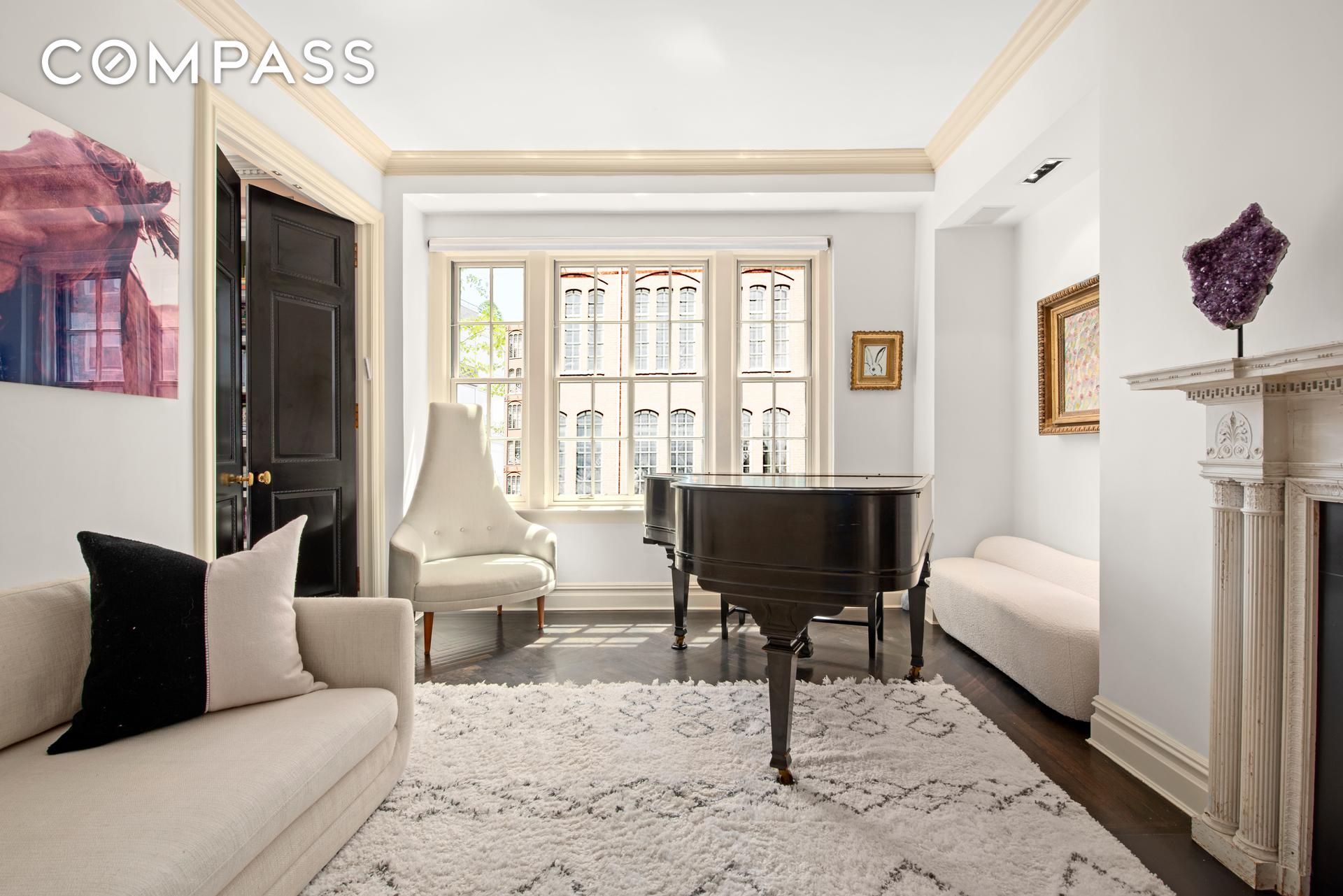 1140 5th Avenue 8C, Upper East Side, Upper East Side, NYC - 2 Bedrooms  
2 Bathrooms  
5 Rooms - 