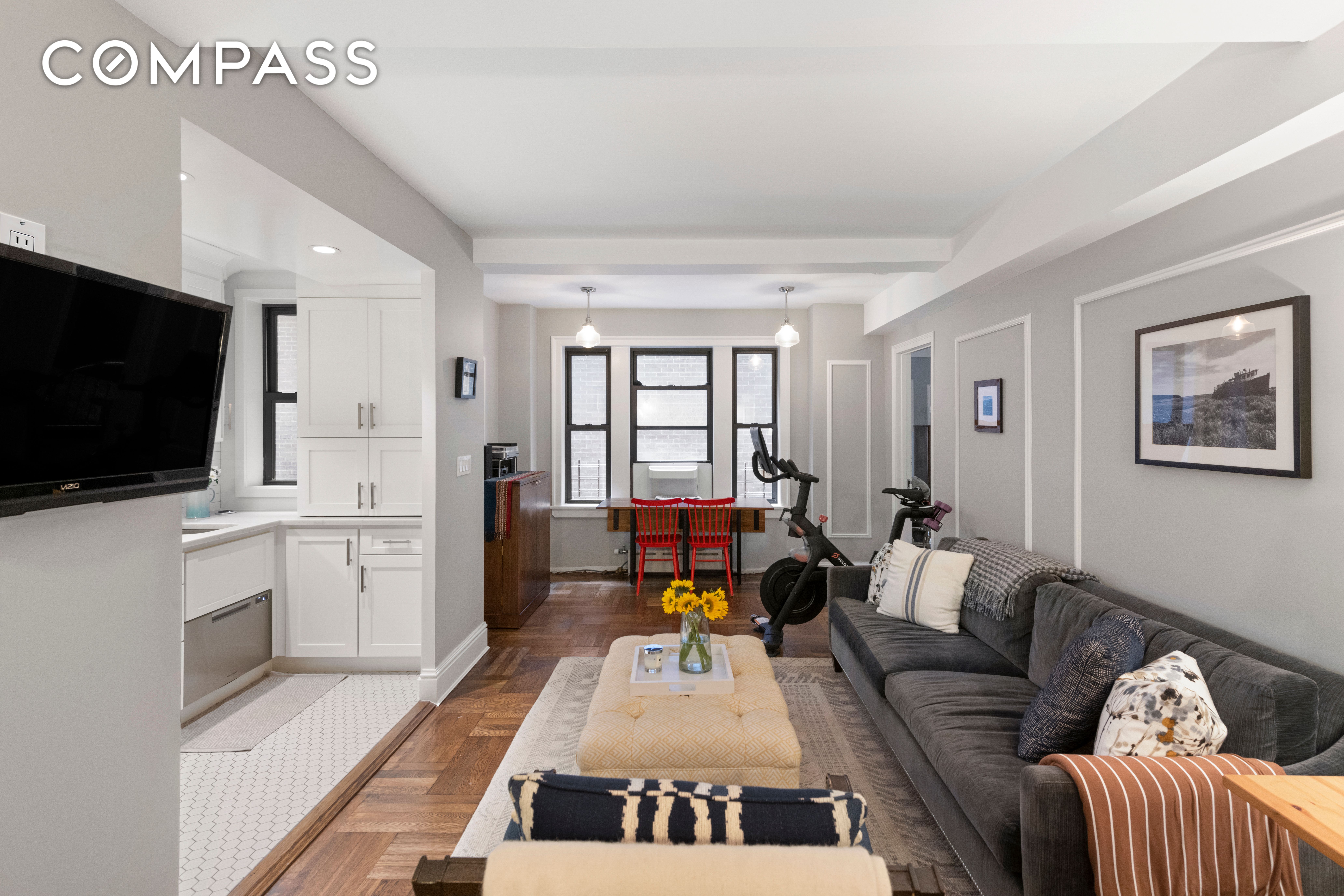 127 West 96th Street 10E, Upper West Side, Upper West Side, NYC - 1 Bedrooms  
1 Bathrooms  
2 Rooms - 