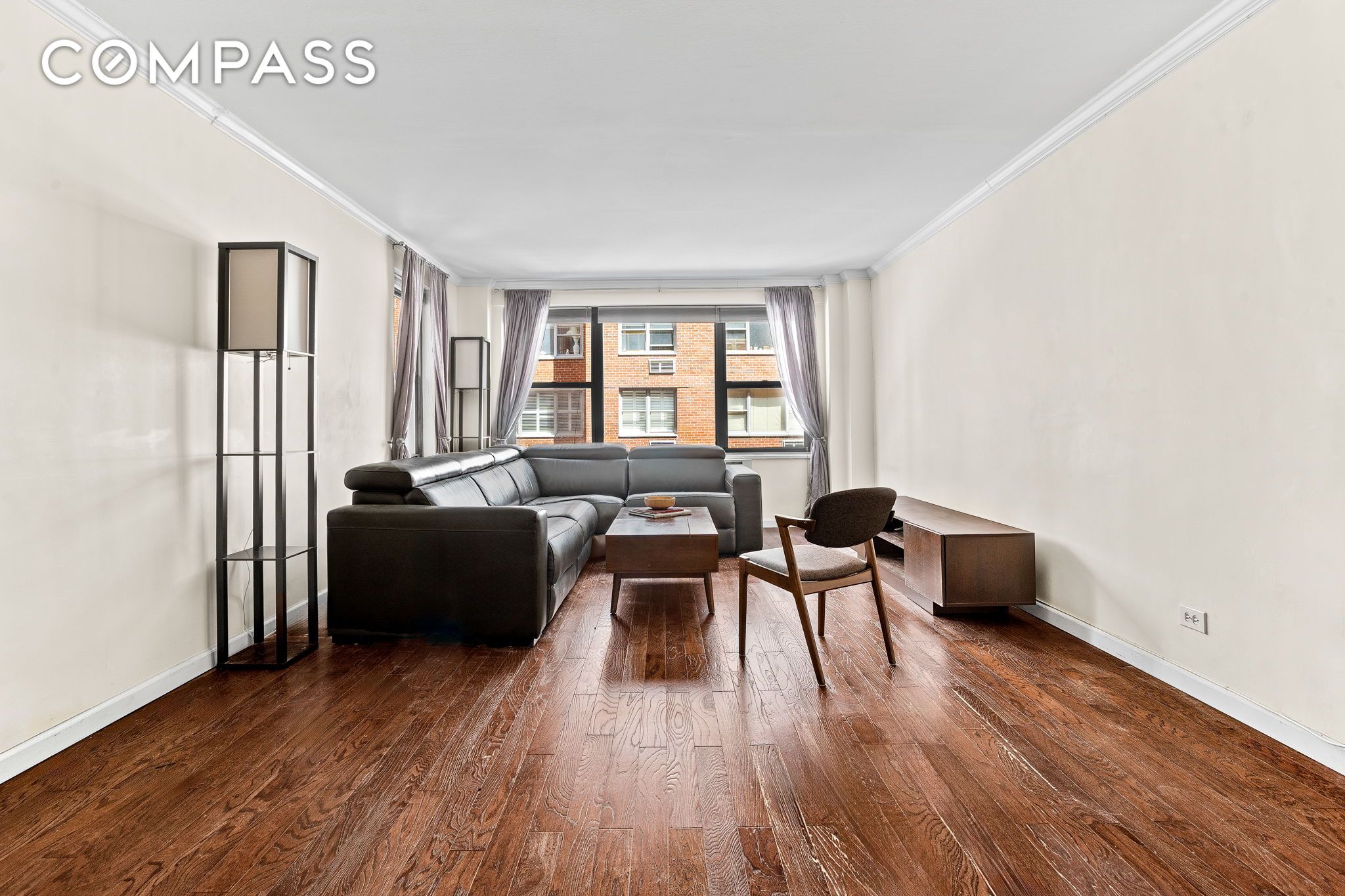 Photo 1 of 420 East 55th Street 4L, Midtown East, NYC, $4,200, Web #: 1065188431