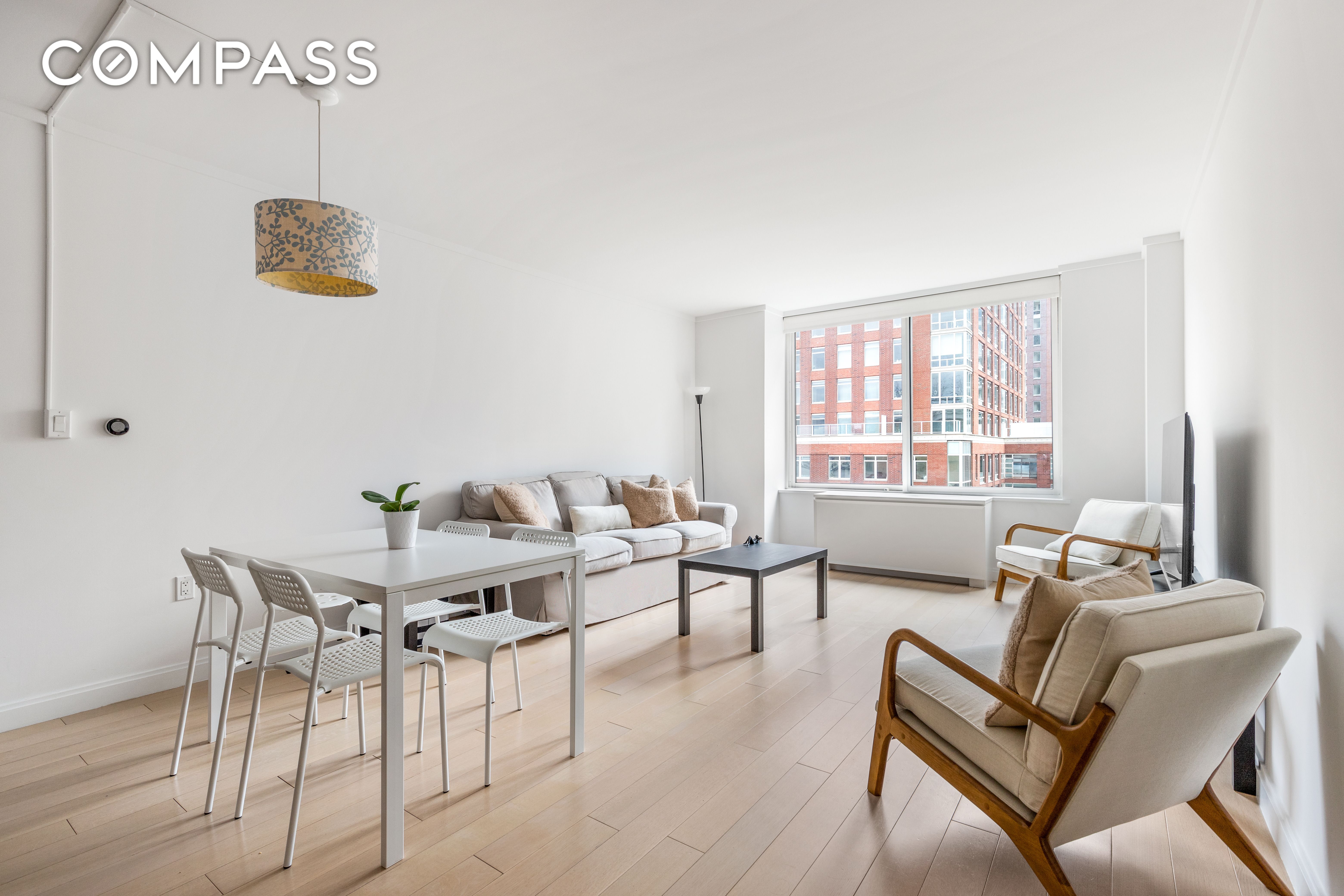 212 Warren Street 16S, Battery Park City, Downtown, NYC - 3 Bedrooms  
3 Bathrooms  
6 Rooms - 