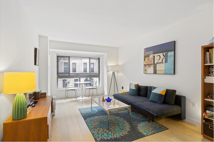 171 West 131st Street 203, Central Harlem, Upper Manhattan, NYC - 1 Bedrooms  
1 Bathrooms  
3 Rooms - 