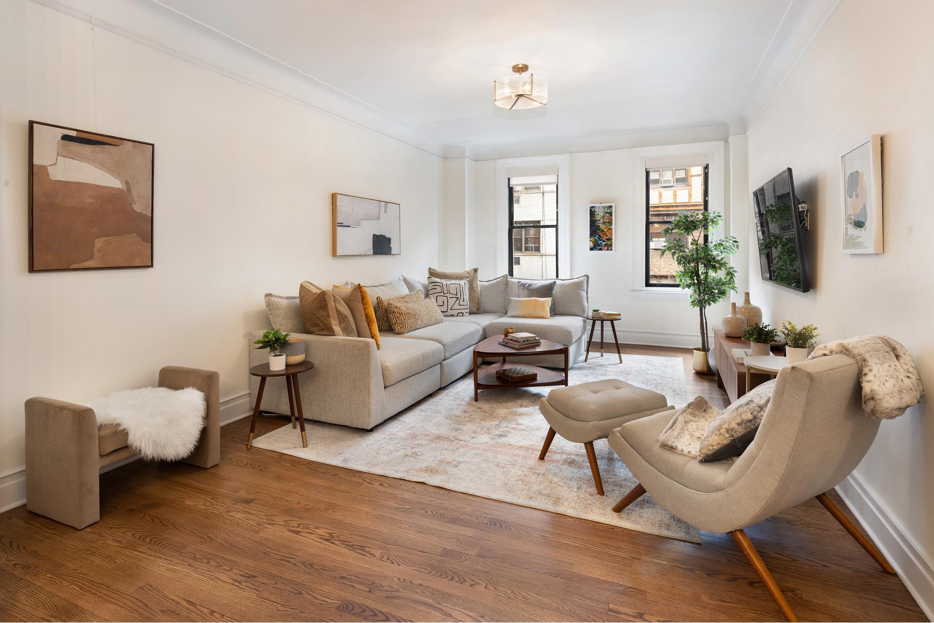 250 West 75th Street 4A, Upper West Side, Upper West Side, NYC - 2 Bedrooms  
1 Bathrooms  
5 Rooms - 