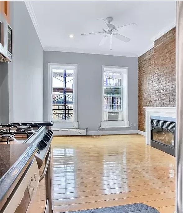 51 Leroy Street 4C, West Village, Downtown, NYC - 1 Bedrooms  
1 Bathrooms  
3 Rooms - 