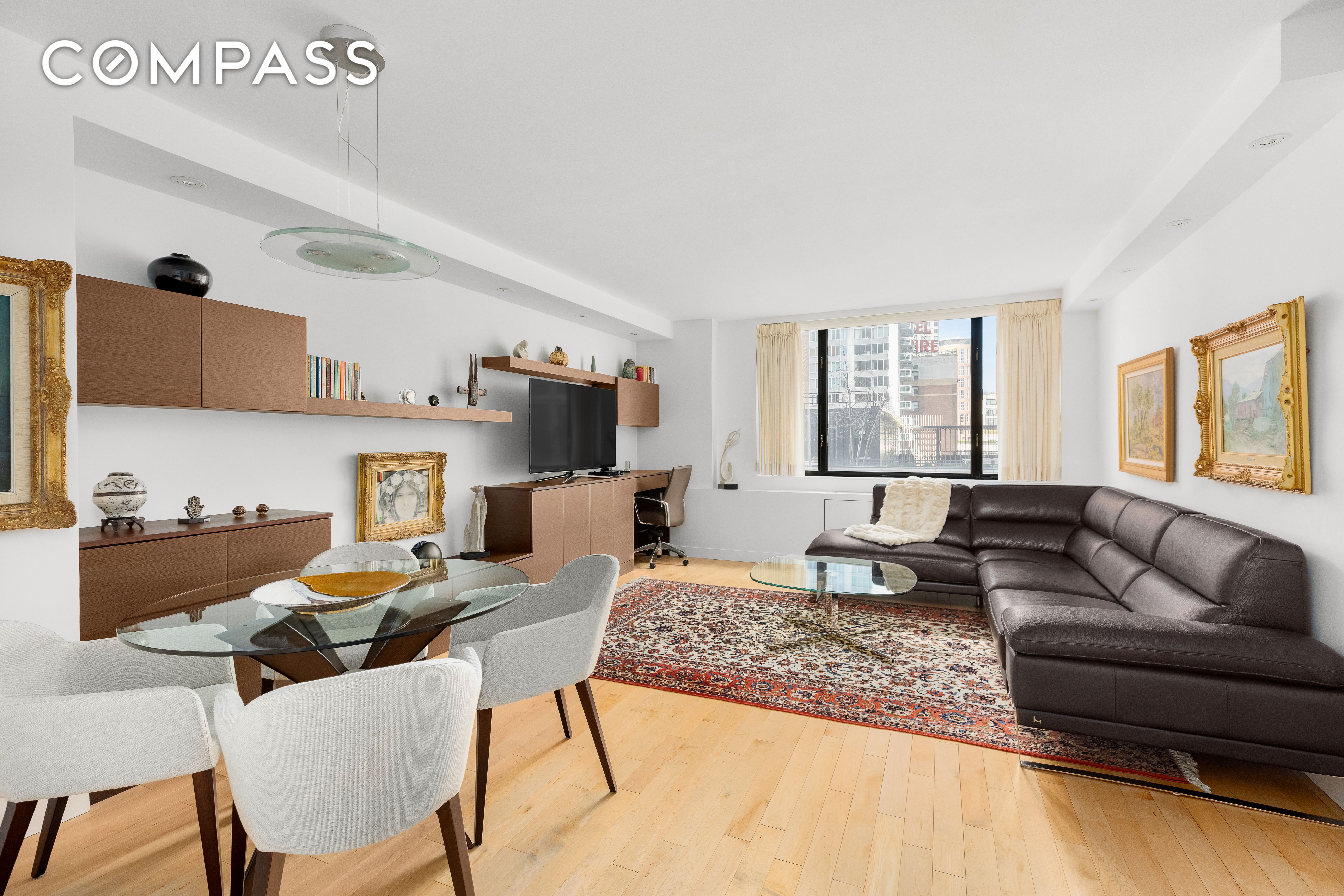 30 West 61st Street 8E, Upper West Side, Upper West Side, NYC - 1 Bedrooms  
1 Bathrooms  
3 Rooms - 