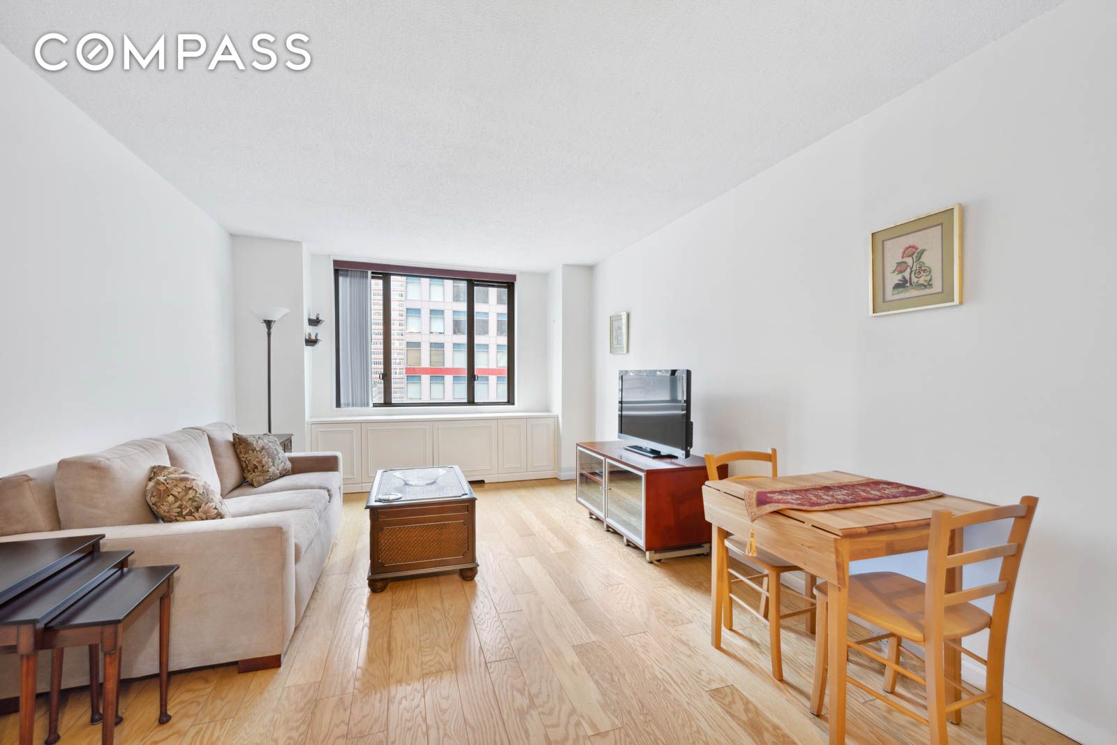 Photo 1 of 300 East 54th Street 14E, Midtown East, NYC, $715,000, Web #: 1065235974