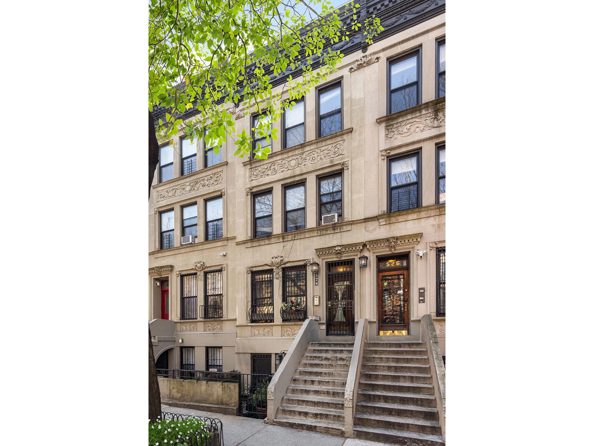 524 West 149th Street, Hamilton Heights, Upper Manhattan, NYC - 4 Bedrooms  
4 Bathrooms  
12 Rooms - 