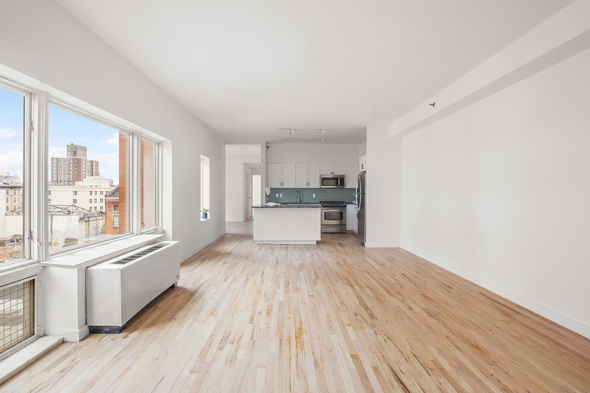 304 West 115th Street 6A, South Harlem, Upper Manhattan, NYC - 3 Bedrooms  
2 Bathrooms  
6 Rooms - 