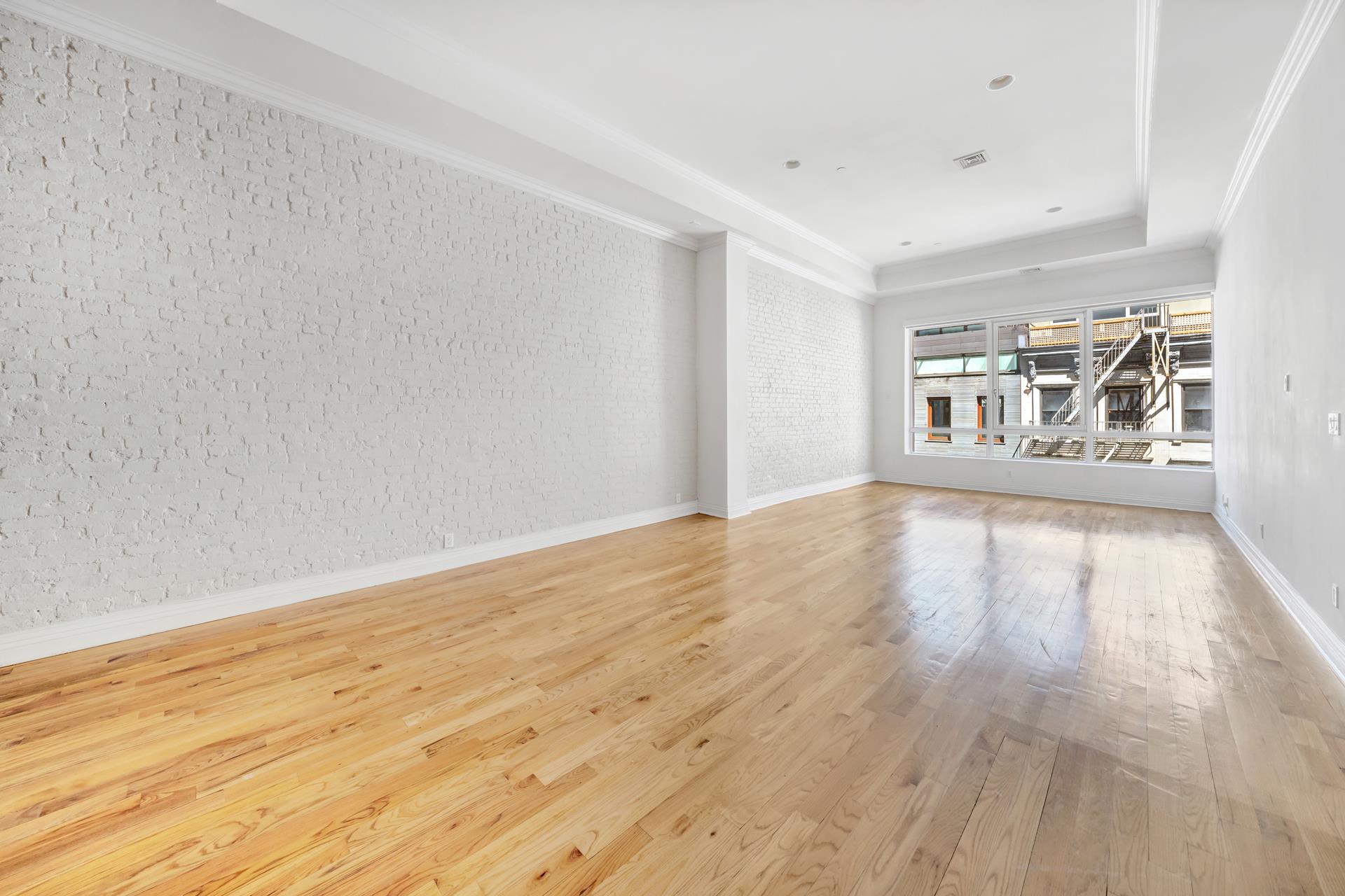 25 Murray Street 5G, Tribeca, Downtown, NYC - 2 Bedrooms  
2 Bathrooms  
4 Rooms - 