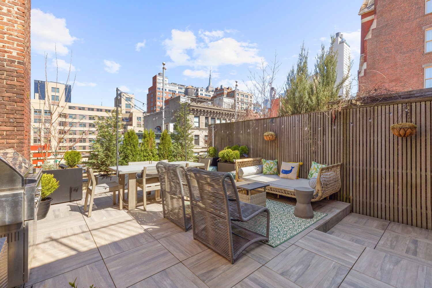 240 West 23rd Street Ph7b, Chelsea, Downtown, NYC - 2 Bedrooms  
3 Bathrooms  
4 Rooms - 