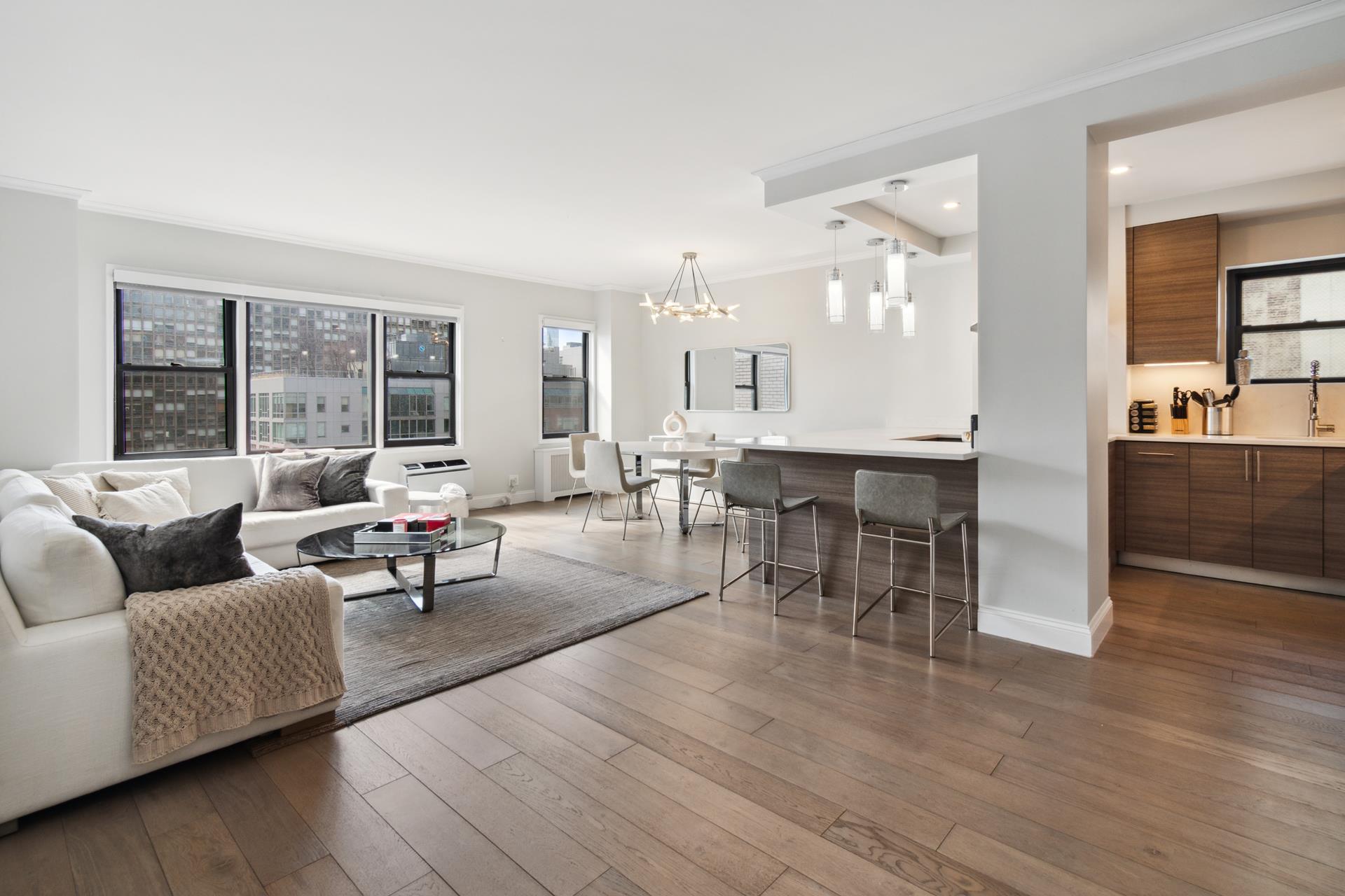 333 East 34th Street 15L, Murray Hill, Midtown East, NYC - 3 Bedrooms  
2 Bathrooms  
5 Rooms - 