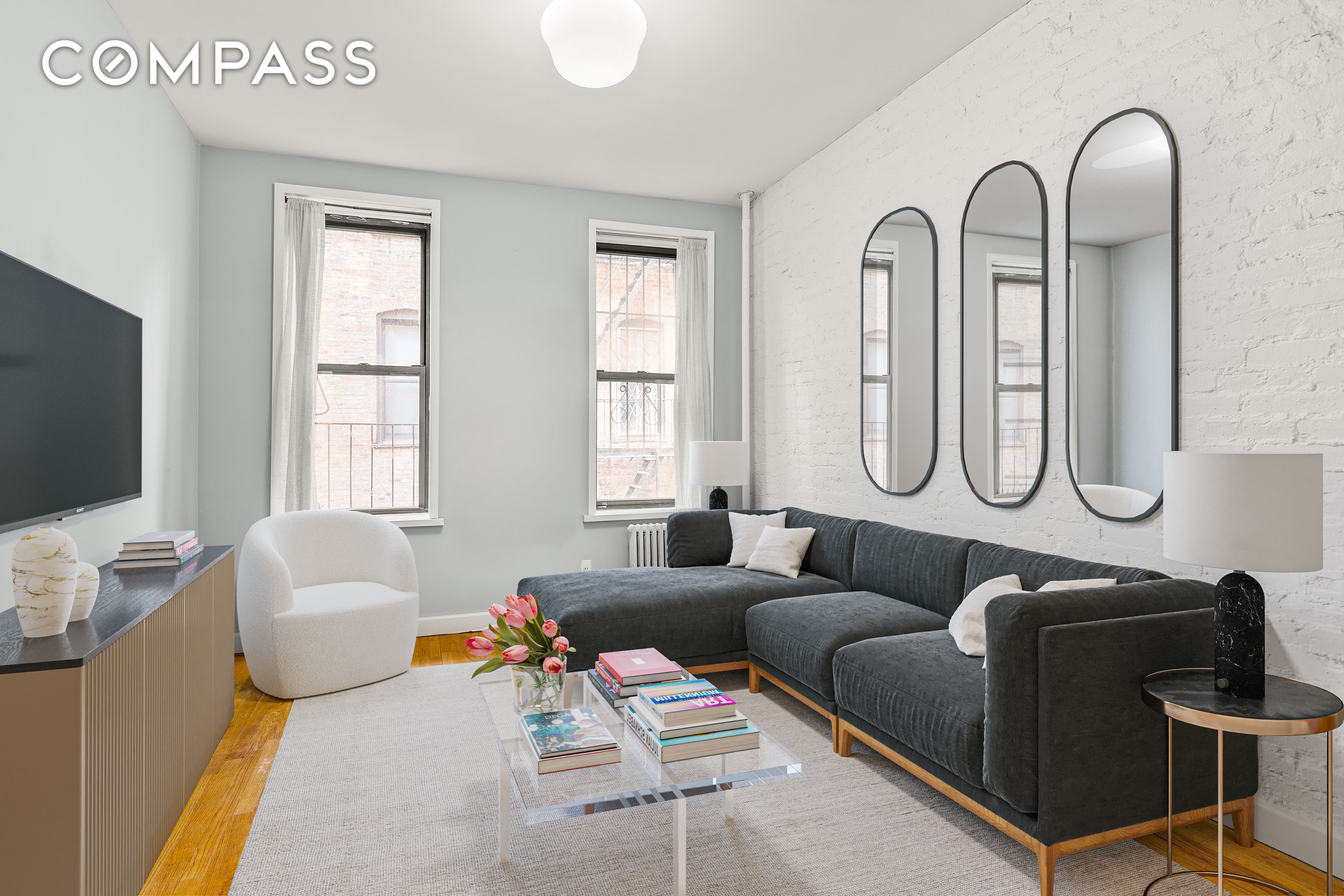 54 East 1st Street 2C, East Village, Downtown, NYC - 1 Bedrooms  
1 Bathrooms  
3 Rooms - 