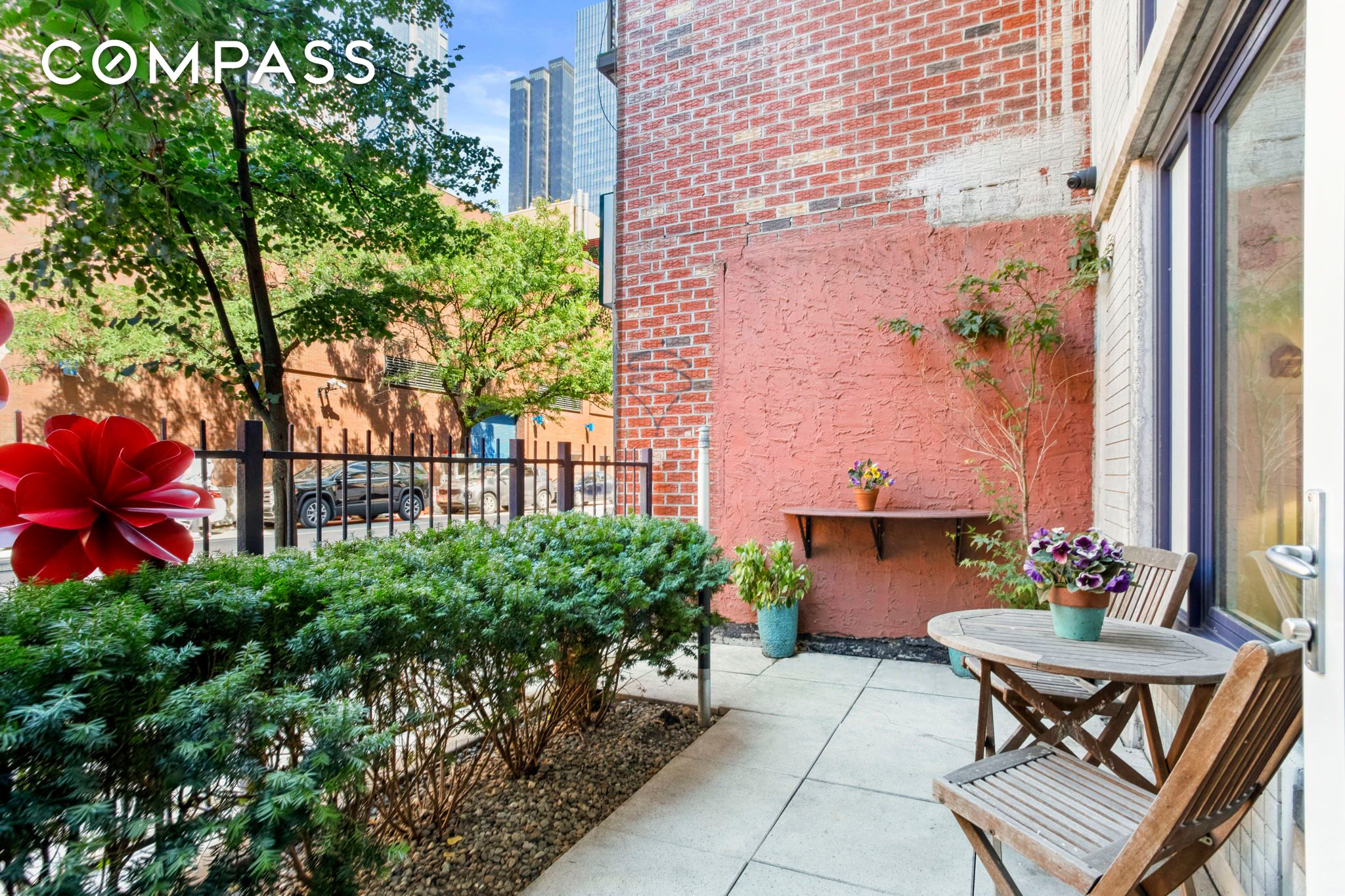 350 West 53rd Street Thg, Hell S Kitchen, Midtown West, NYC - 2 Bedrooms  
2 Bathrooms  
4 Rooms - 