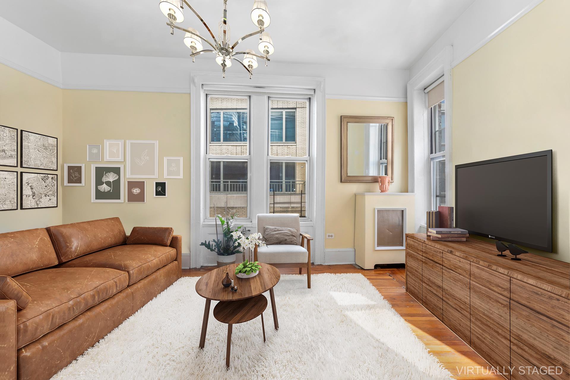 345 West 70th Street 6F, Lincoln Sq, Upper West Side, NYC - 2 Bedrooms  
1 Bathrooms  
4 Rooms - 