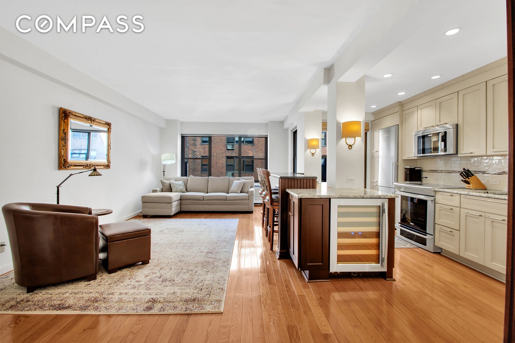 2 Tudor City Place 7Fs, Murray Hill, Midtown East, NYC - 1 Bedrooms  
1 Bathrooms  
3 Rooms - 