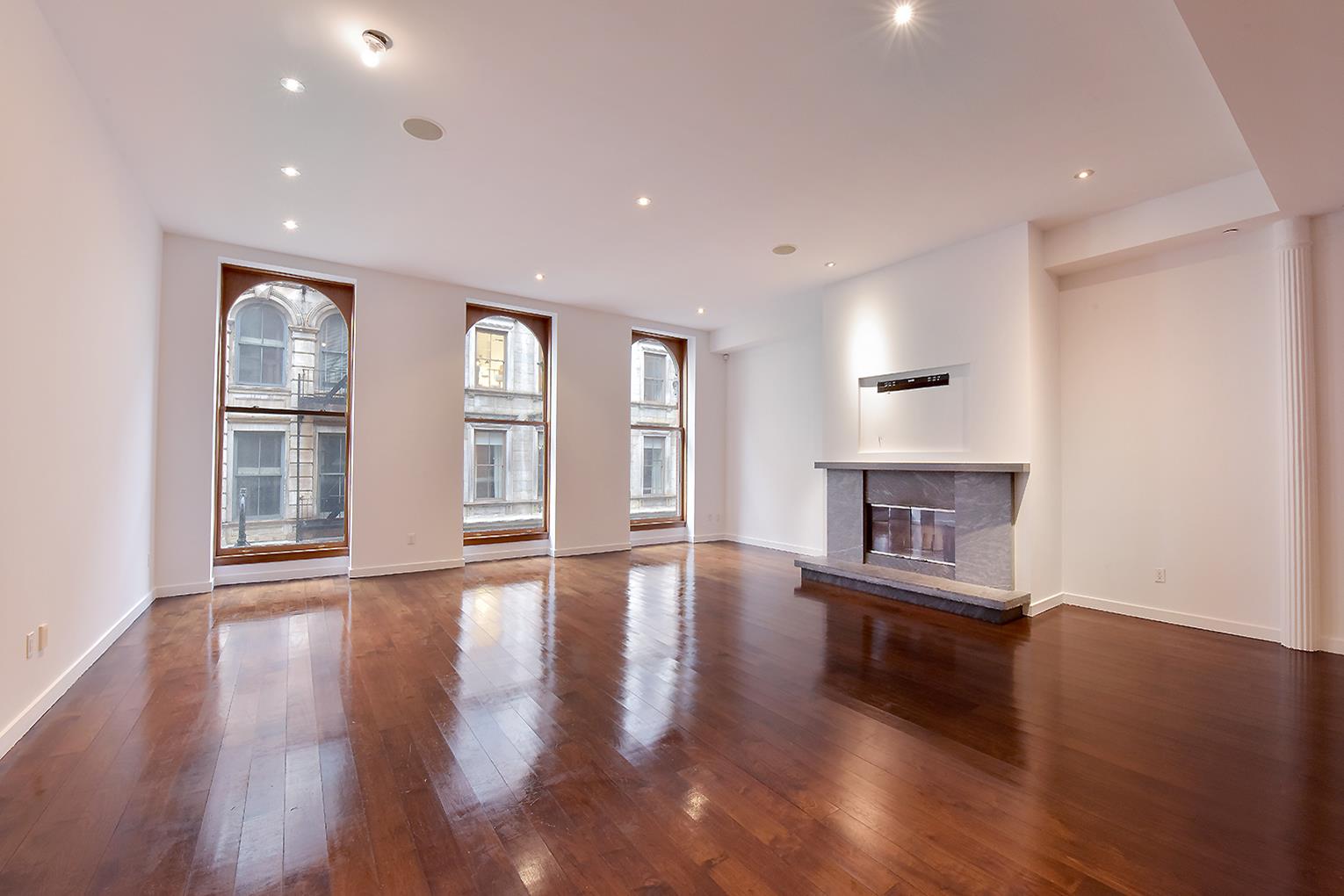 22 Mercer Street 2-C, Soho, Downtown, NYC - 2 Bedrooms  
2.5 Bathrooms  
4 Rooms - 