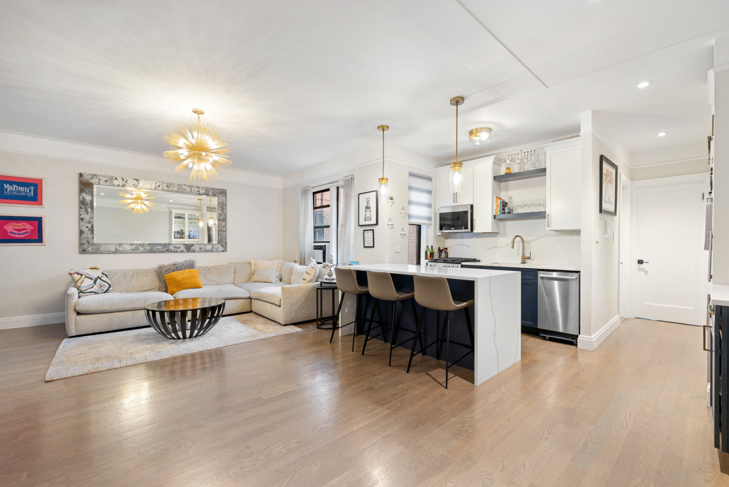 402 East 74th Street 6D, Lenox Hill, Upper East Side, NYC - 1 Bedrooms  
1 Bathrooms  
4 Rooms - 