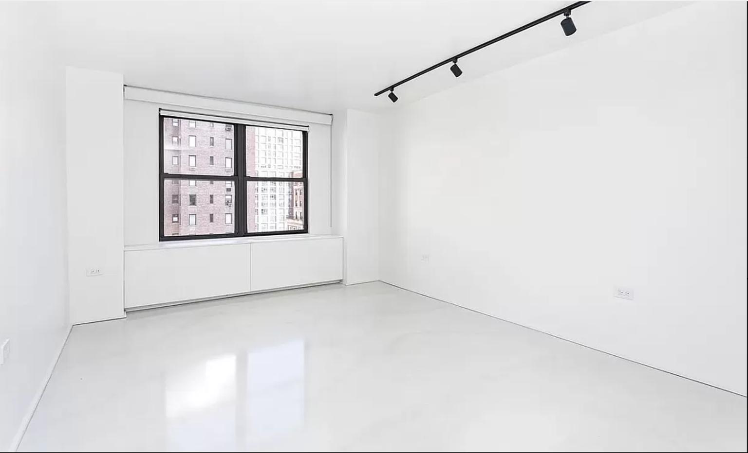 237 Madison Avenue 1008, Murray Hill, Midtown East, NYC - 1 Bedrooms  
1 Bathrooms  
3 Rooms - 