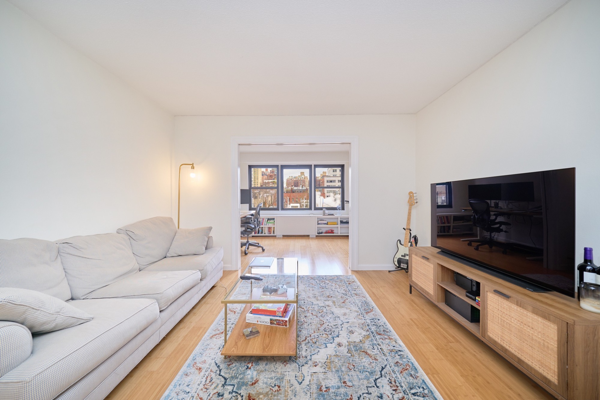 520 East 81st Street 9C, Upper East Side, Upper East Side, NYC - 1 Bedrooms  
1 Bathrooms  
3 Rooms - 