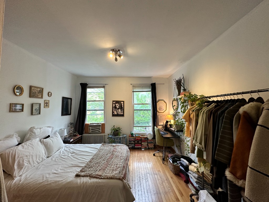 101 Jewel Street 2L, Greenpoint, Brooklyn, New York - 1 Bedrooms  
1 Bathrooms  
5 Rooms - 