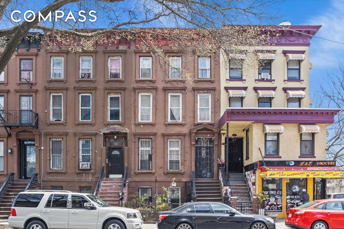 Photo 1 of 125 Albany Avenue, Crown Heights, New York, $1,950,000, Web #: 1067159555