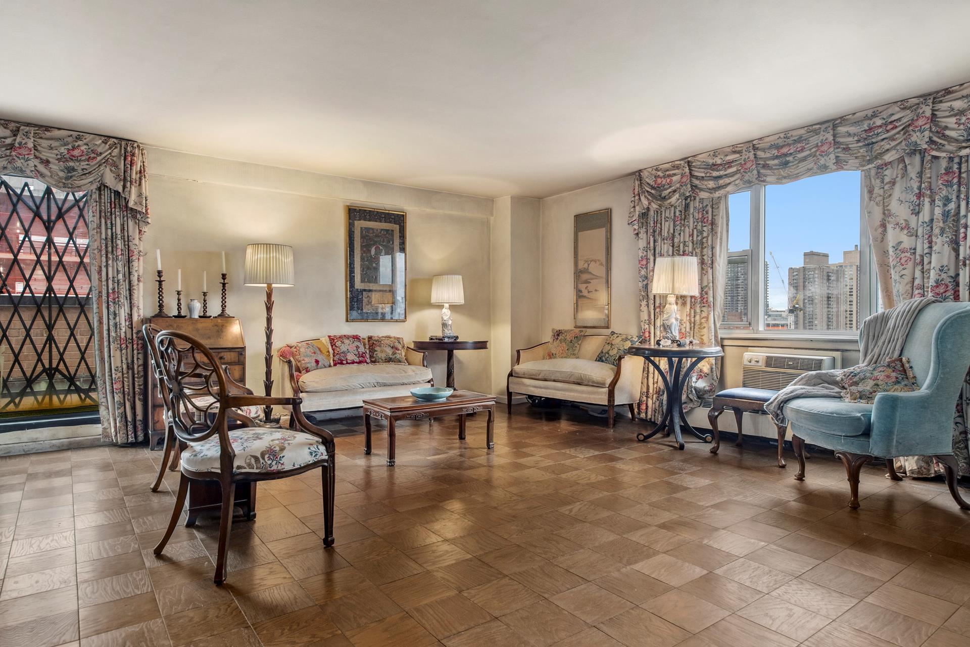 333 East 79th Street Phy, Yorkville, Upper East Side, NYC - 3 Bedrooms  
3 Bathrooms  
6 Rooms - 