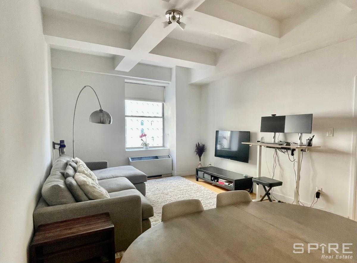 99 John Street 1911, Financial District, Downtown, NYC - 1 Bedrooms  
1 Bathrooms  
4 Rooms - 