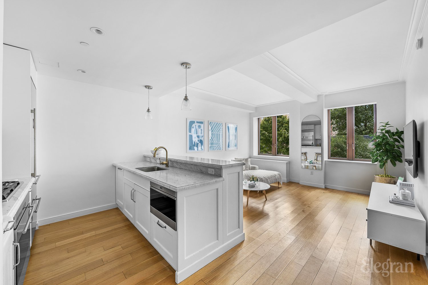 225 East 19th Street 404, Gramercy Park, Downtown, NYC - 1 Bedrooms  
1 Bathrooms  
4 Rooms - 