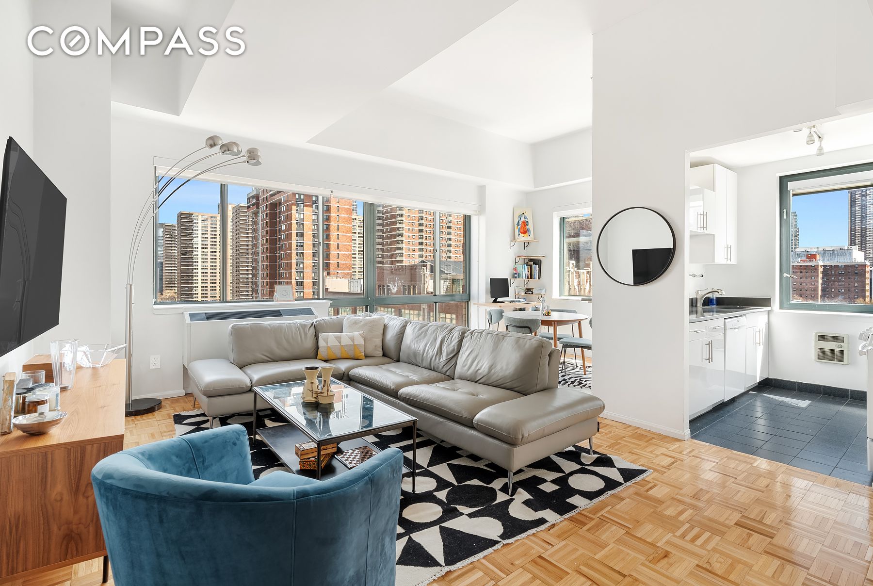 75 West End Avenue P14k, Upper West Side, Upper West Side, NYC - 2 Bedrooms  
2 Bathrooms  
4 Rooms - 