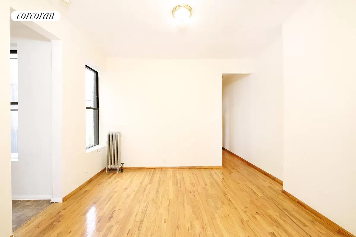 Photo 1 of 549 West 144th Street 54, Hamilton Heights, NYC, $3,675, Web #: 1067192504