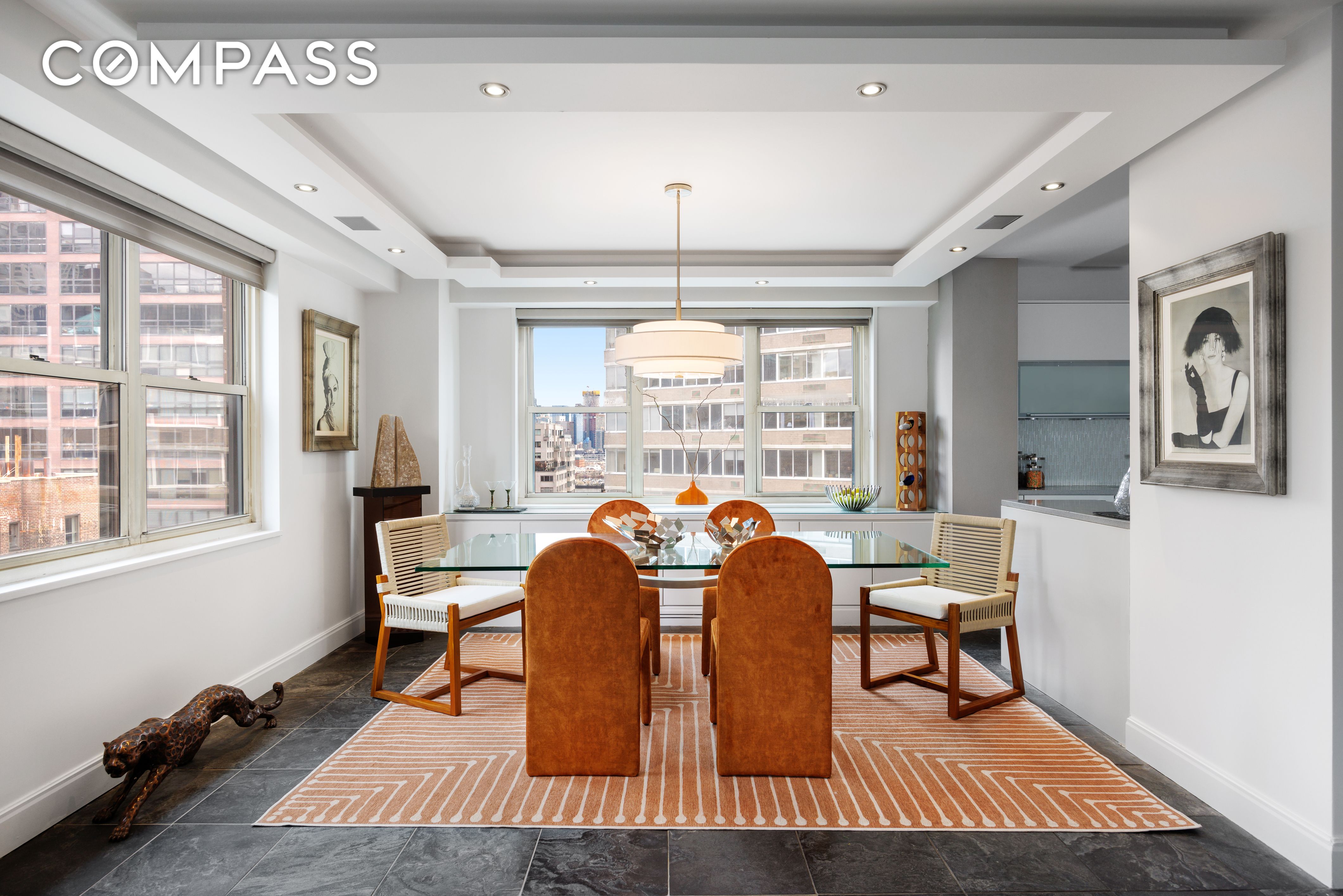 400 East 54th Street 19Efg, Sutton Place, Midtown East, NYC - 4 Bedrooms  
4 Bathrooms  
9 Rooms - 