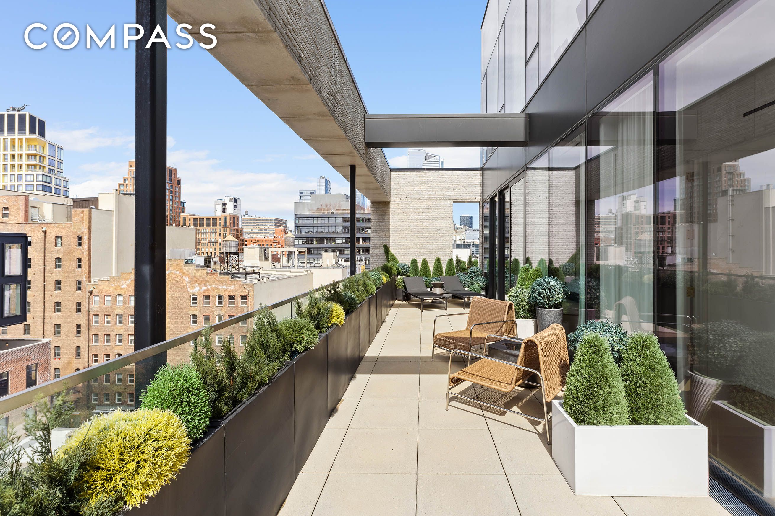 505 West 19th Street Ph1, Chelsea, Downtown, NYC - 4 Bedrooms  
4.5 Bathrooms  
8 Rooms - 