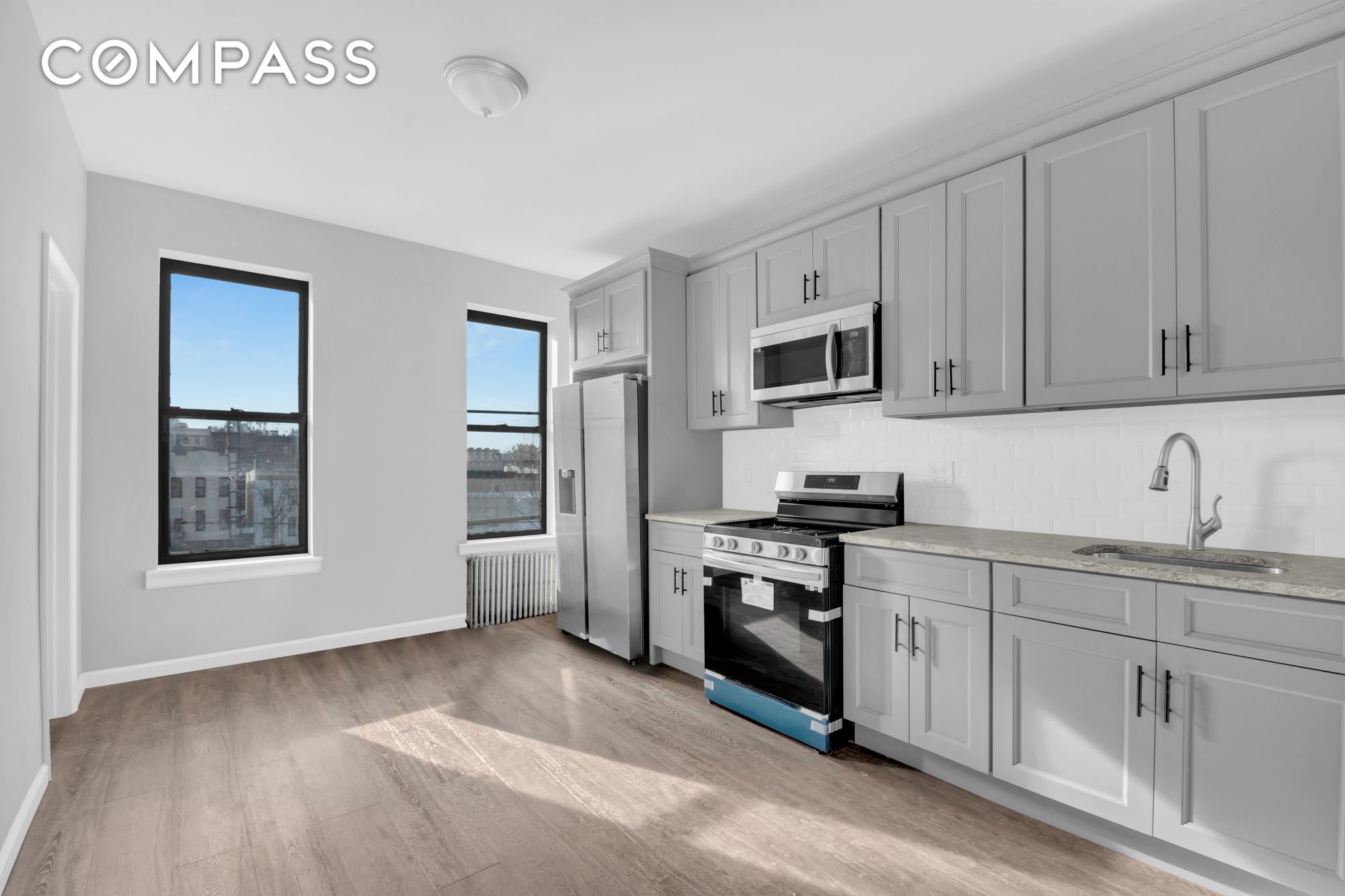 342 19th Street 2, Greenwood Heights, Brooklyn, New York - 2 Bedrooms  
1 Bathrooms  
4 Rooms - 