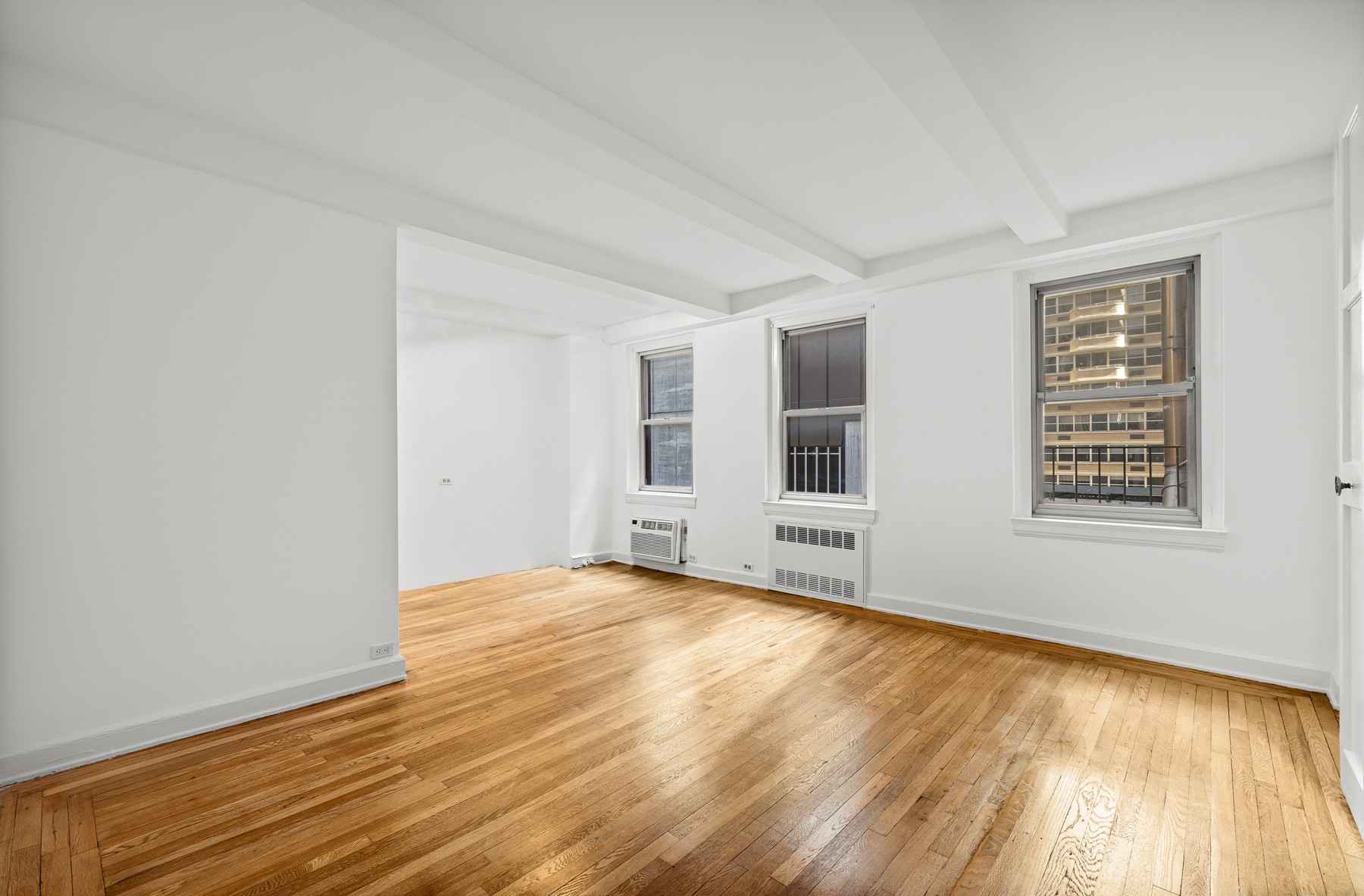 155 East 49th Street 9E, Turtle Bay, Midtown East, NYC - 1 Bathrooms  
2 Rooms - 