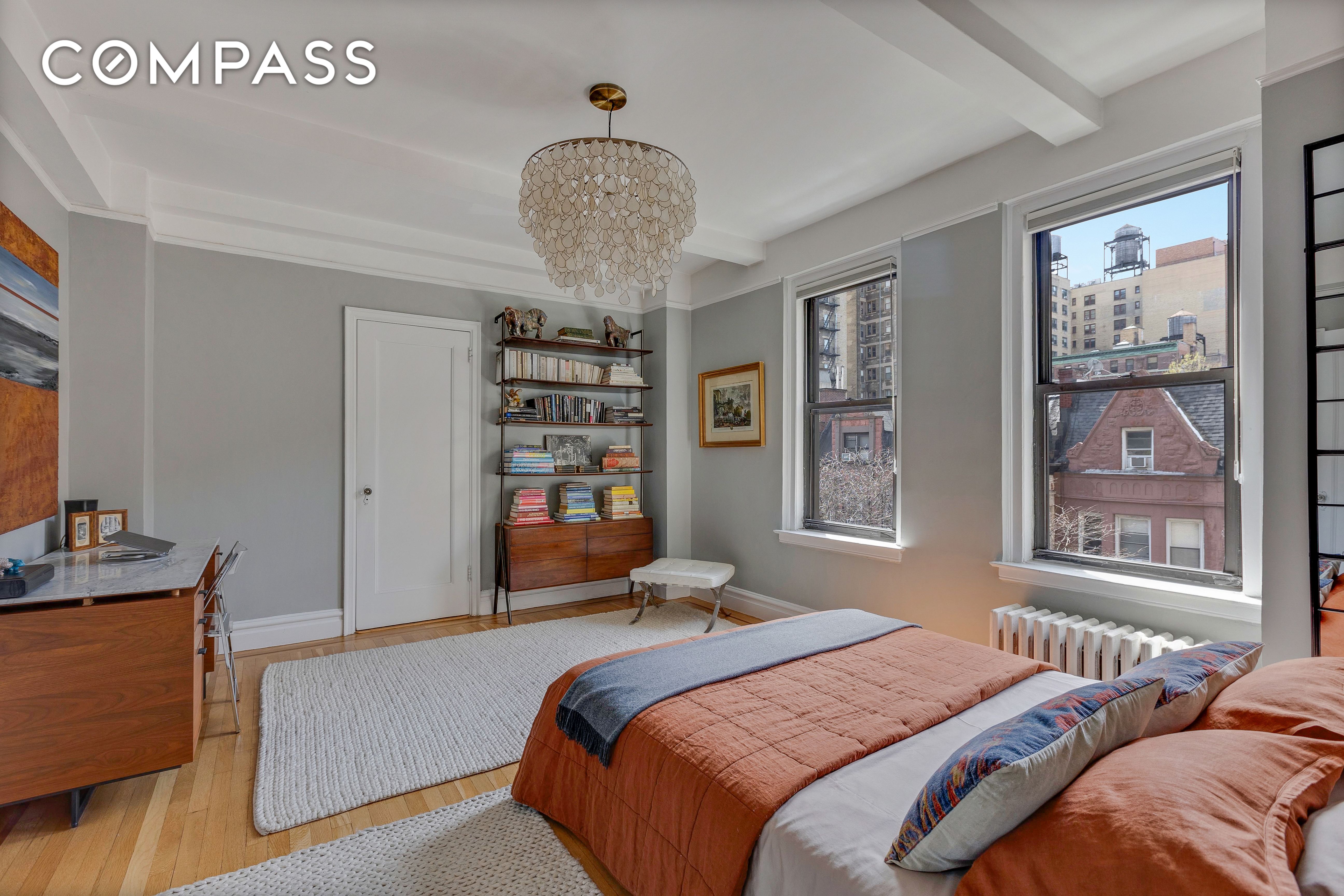 Photo 1 of 321 West 90th Street 5B, Upper West Side, NYC, $850,000, Web #: 1067231644