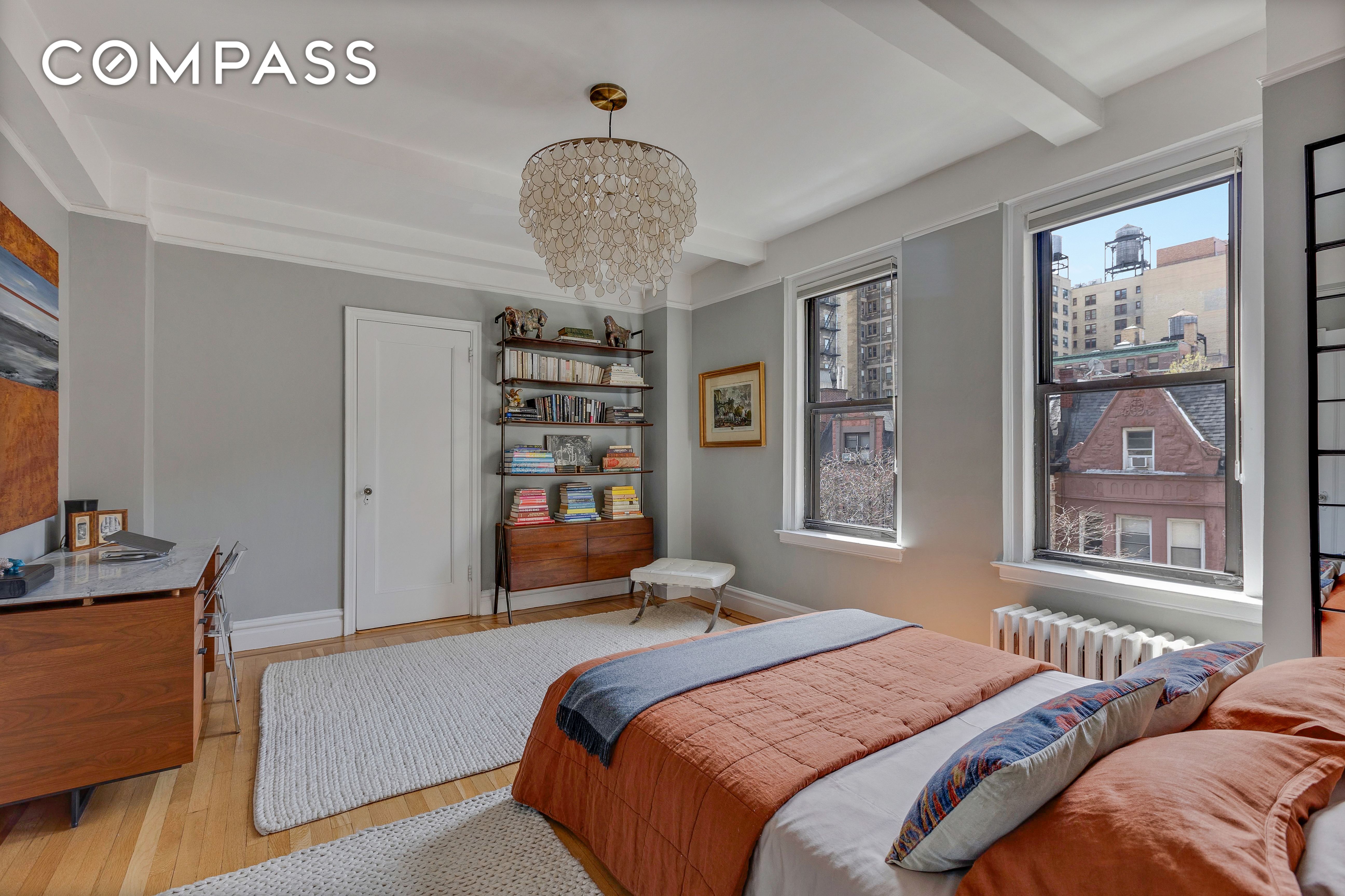 321 West 90th Street 5B, Upper West Side, Upper West Side, NYC - 1 Bedrooms  
1 Bathrooms  
3 Rooms - 