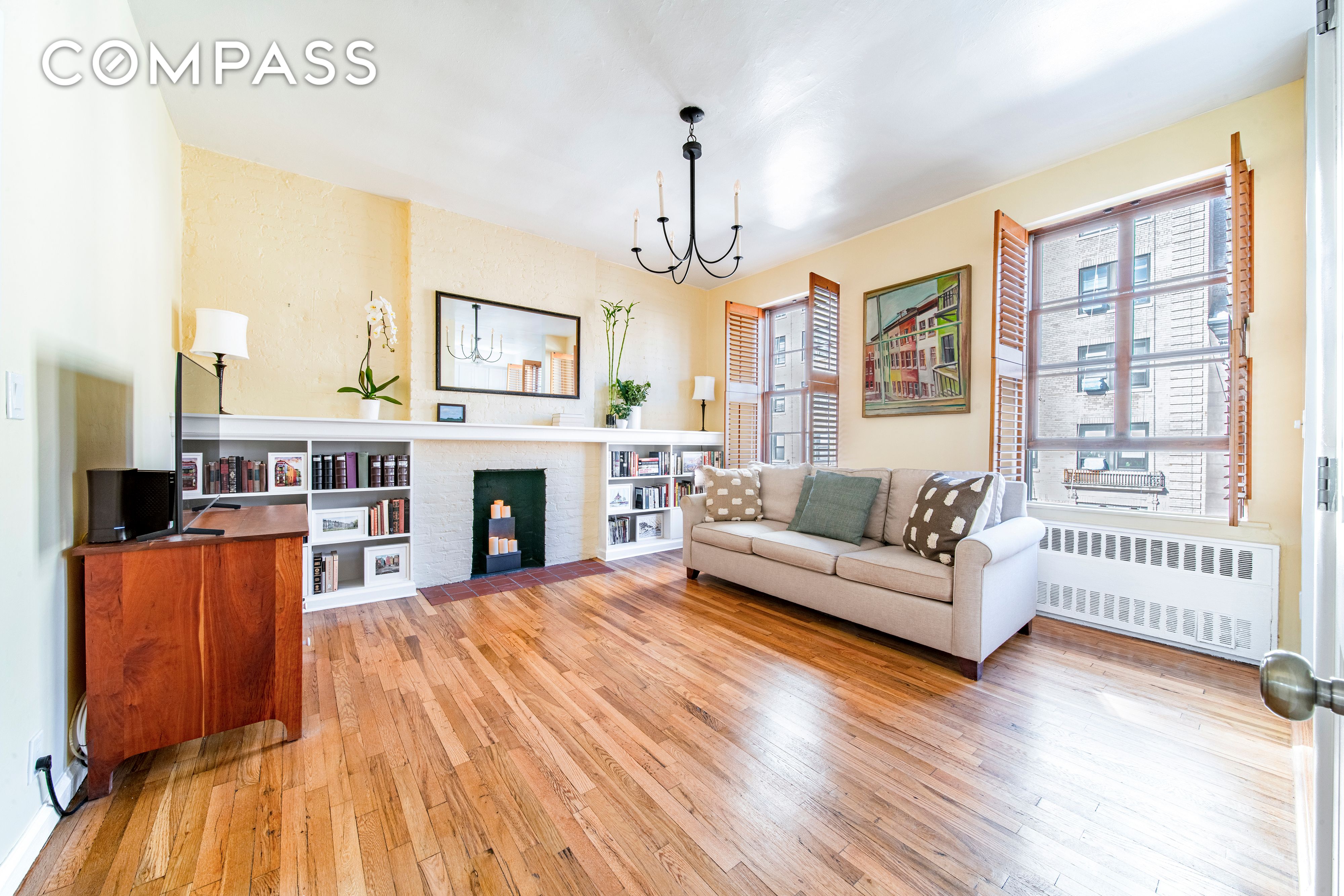 362 West 20th Street 3, Chelsea, Downtown, NYC - 1 Bedrooms  
1 Bathrooms  
3 Rooms - 