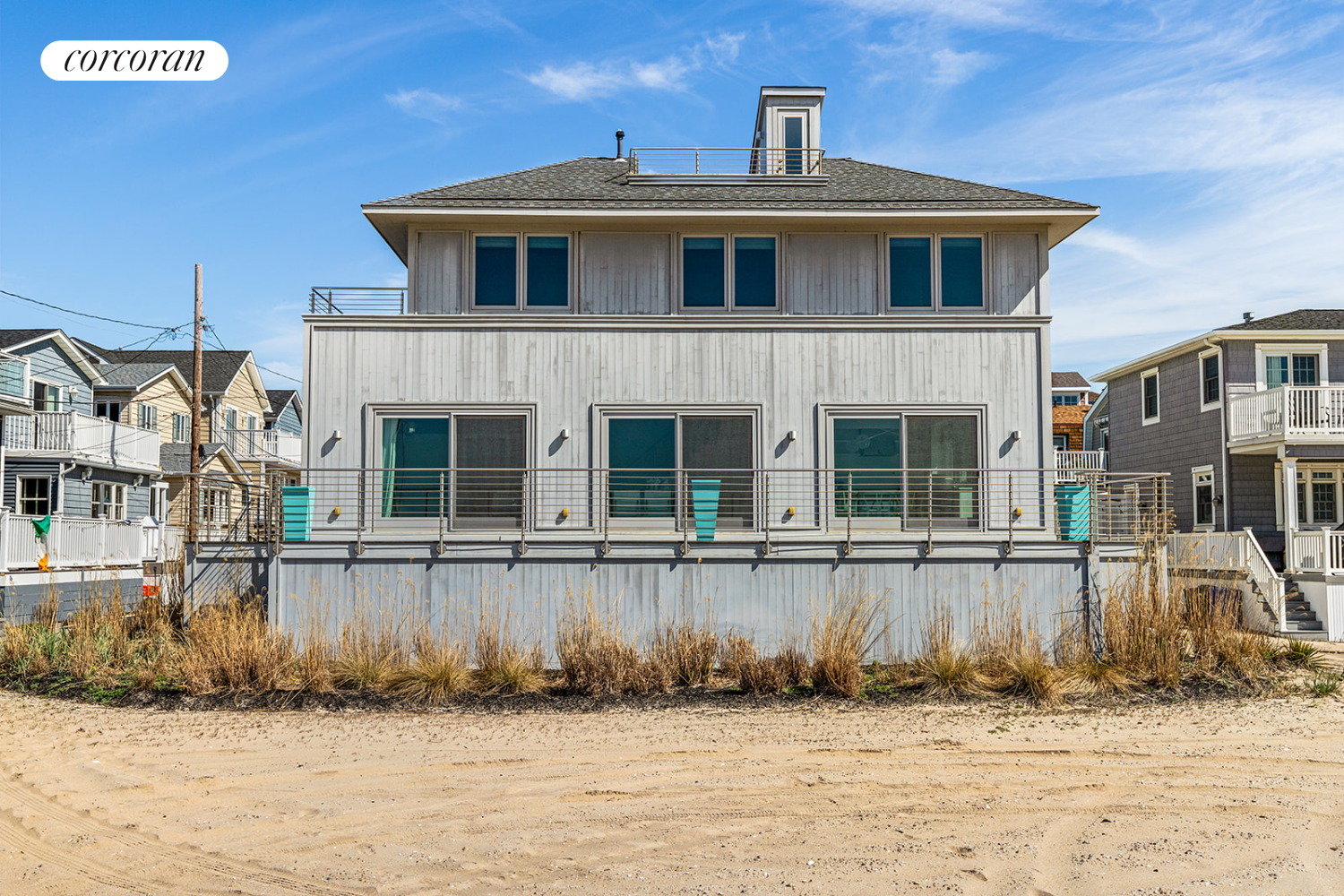 15 Essex Walk, Breezy Point, Queens, New York - 4 Bedrooms  
2.5 Bathrooms  
9 Rooms - 