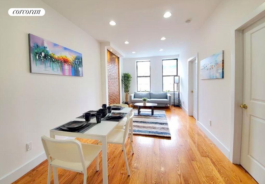 496 Manhattan Avenue 3A, South Harlem, Upper Manhattan, NYC - 4 Bedrooms  
2 Bathrooms  
6 Rooms - 