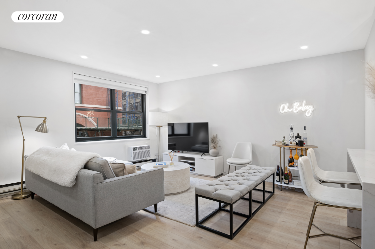 636 Washington Street 2B, West Village, Downtown, NYC - 2 Bedrooms  
1 Bathrooms  
4 Rooms - 