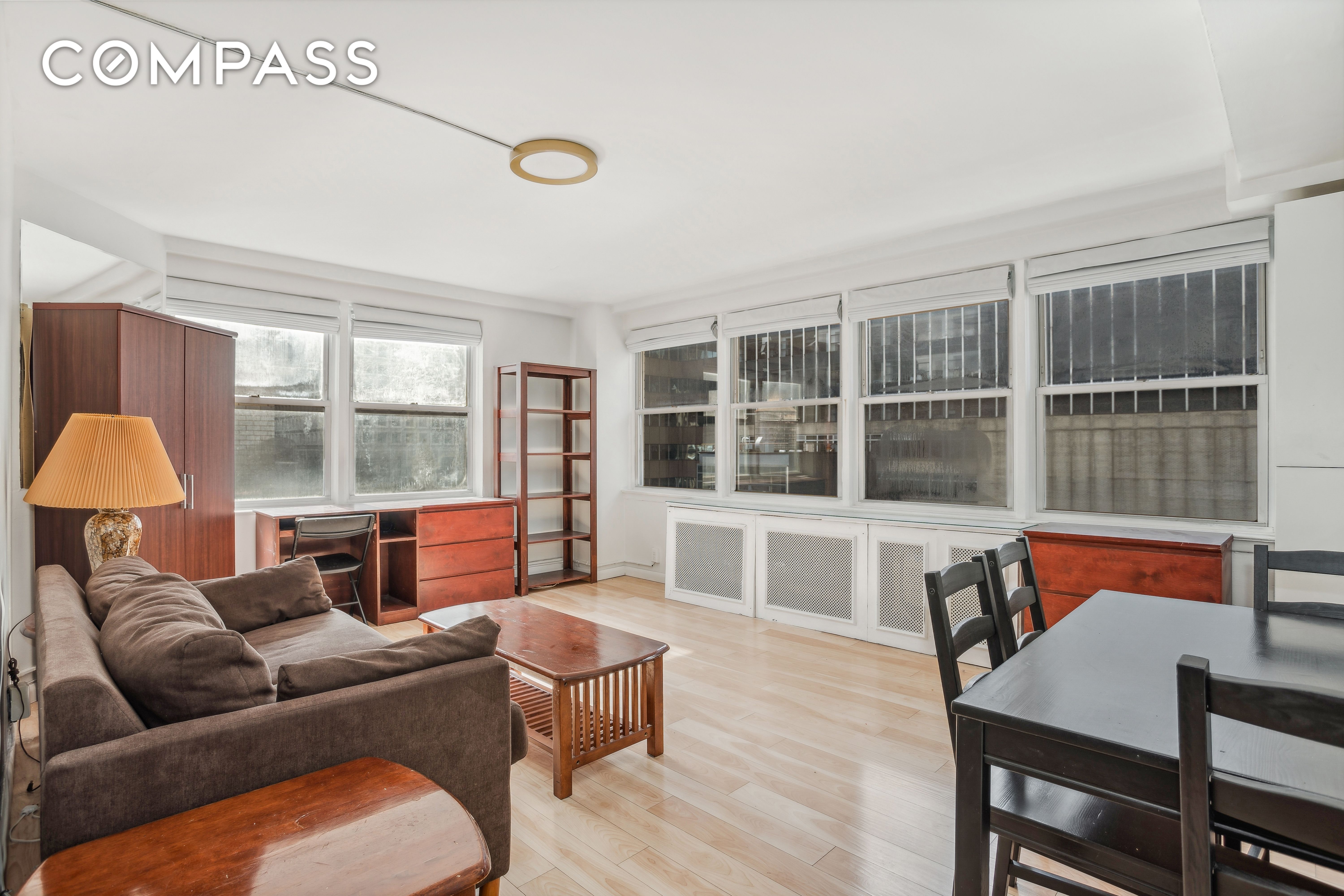 141 East 55th Street 12C, Midtown East, Midtown East, NYC - 2 Bedrooms  
2 Bathrooms  
5 Rooms - 