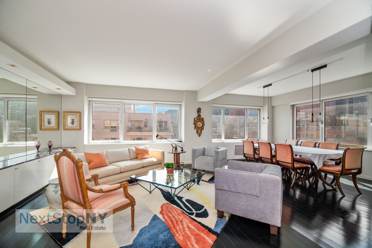 25 Sutton Place 20P, Sutton, Midtown East, NYC - 2 Bedrooms  
2.5 Bathrooms  
6 Rooms - 